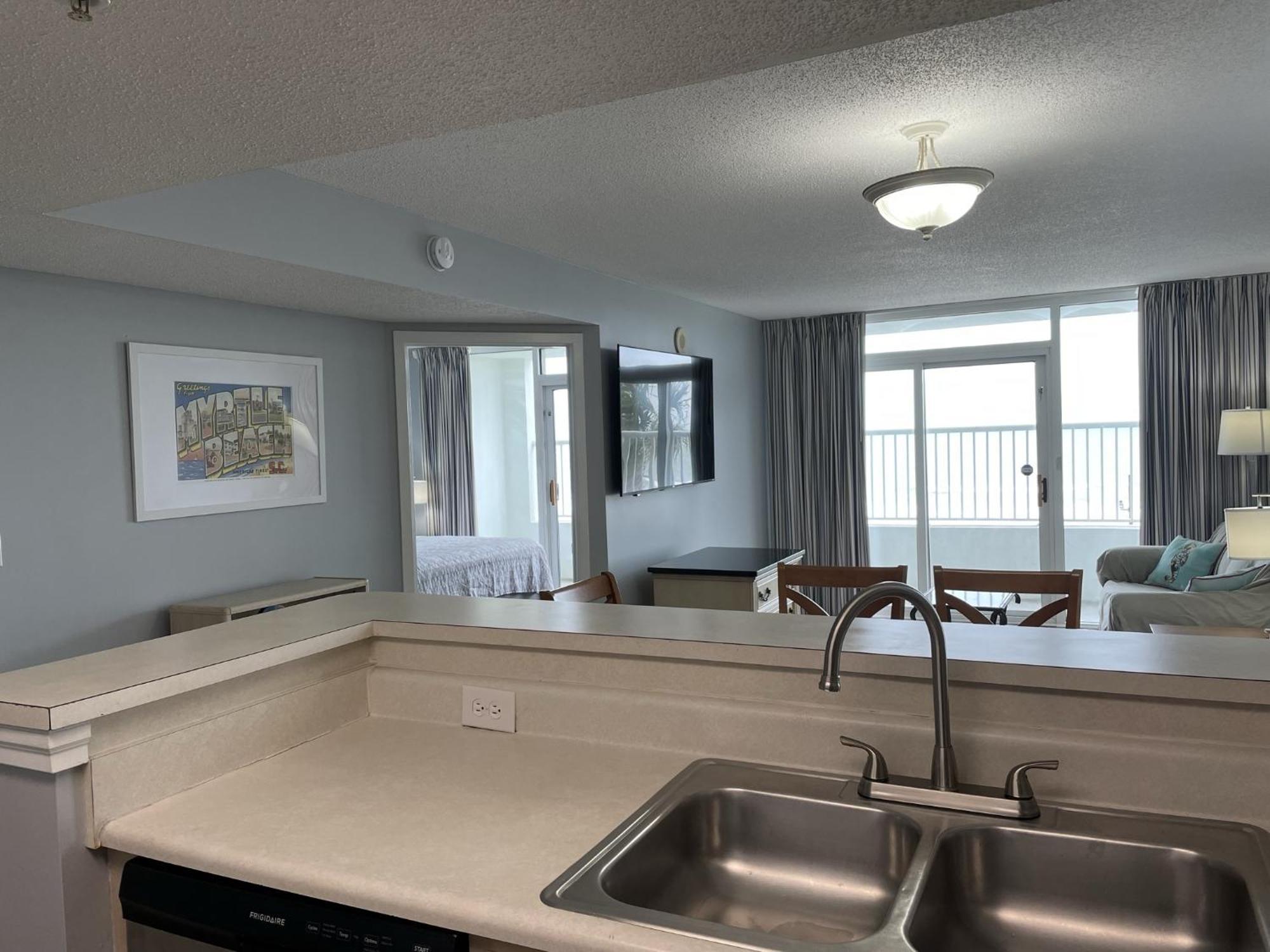 Camelot By The Sea - Blue Palmetto Vacation Hotel 5*