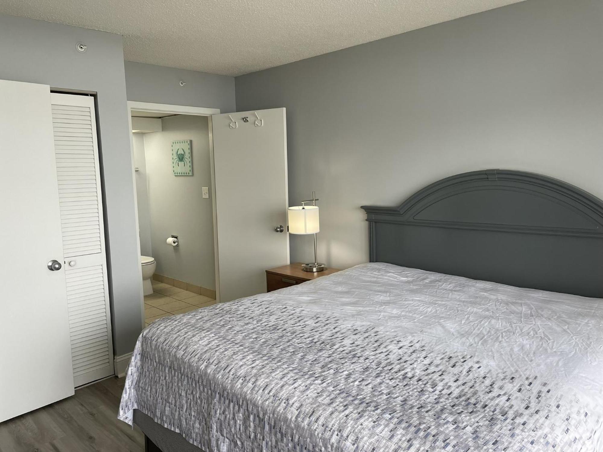 Hotel Camelot By The Sea - Blue Palmetto Vacation