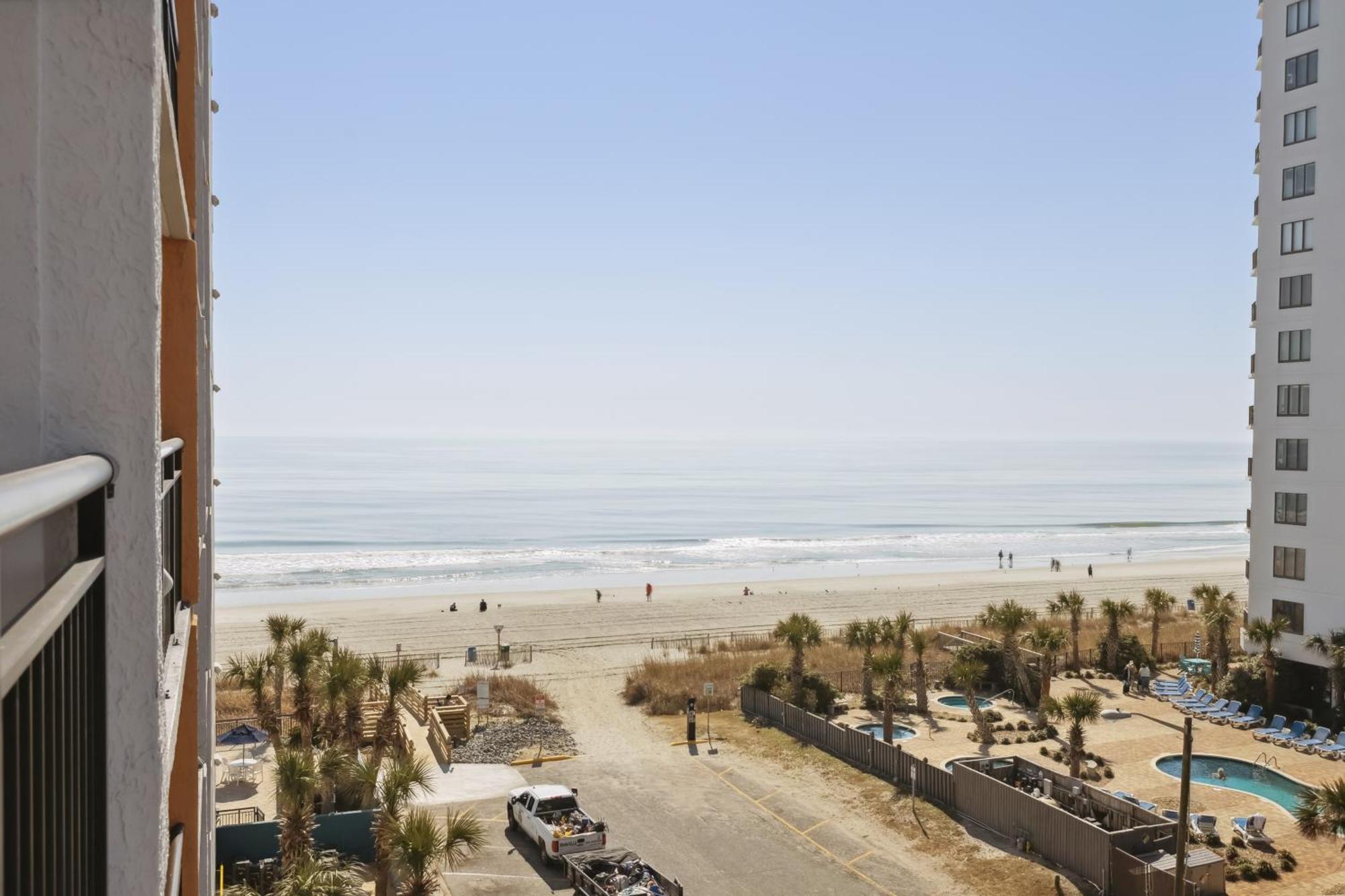 2 Ocean View King At Landmark Myrtle *