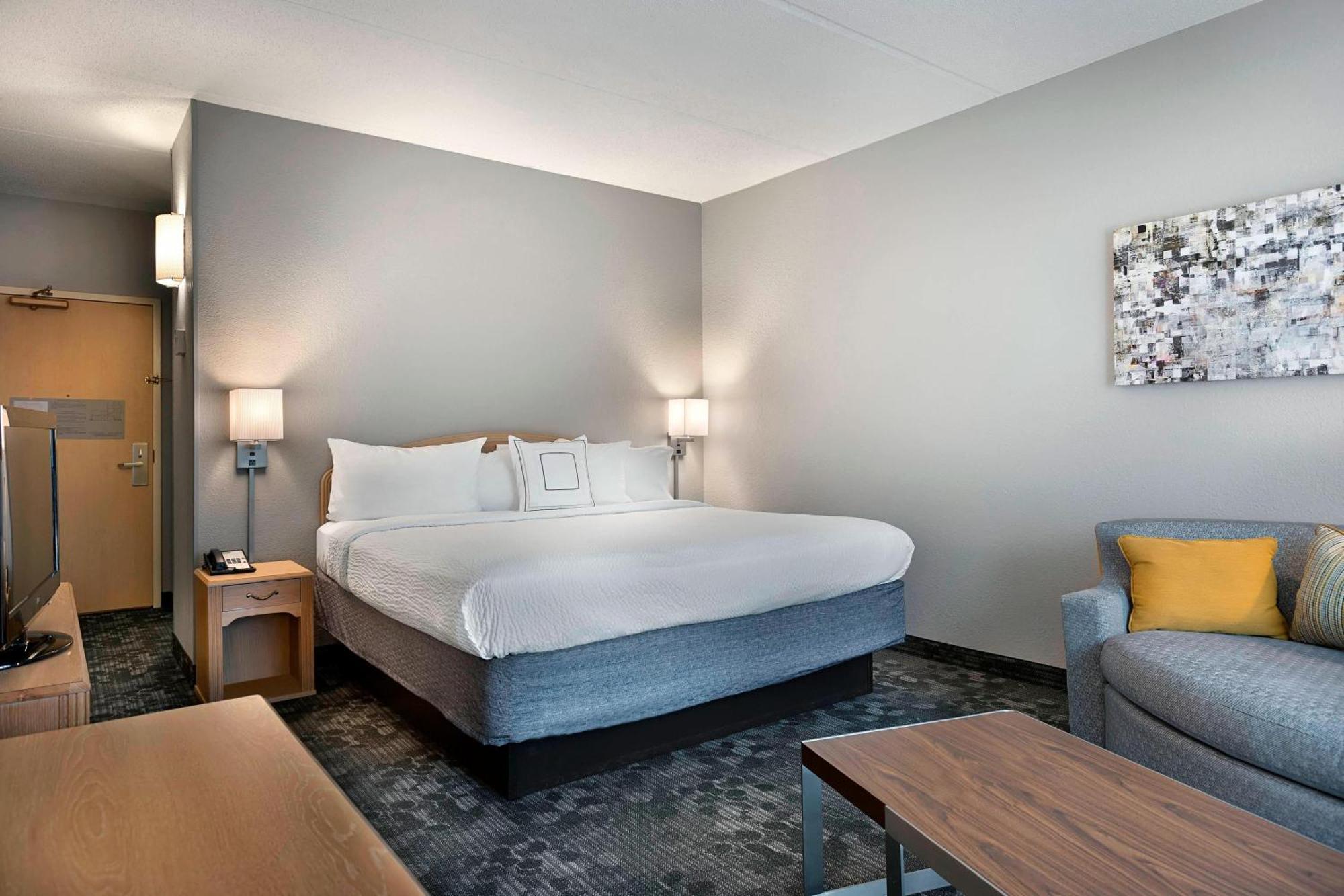 Courtyard By Marriott Myrtle Broadway
