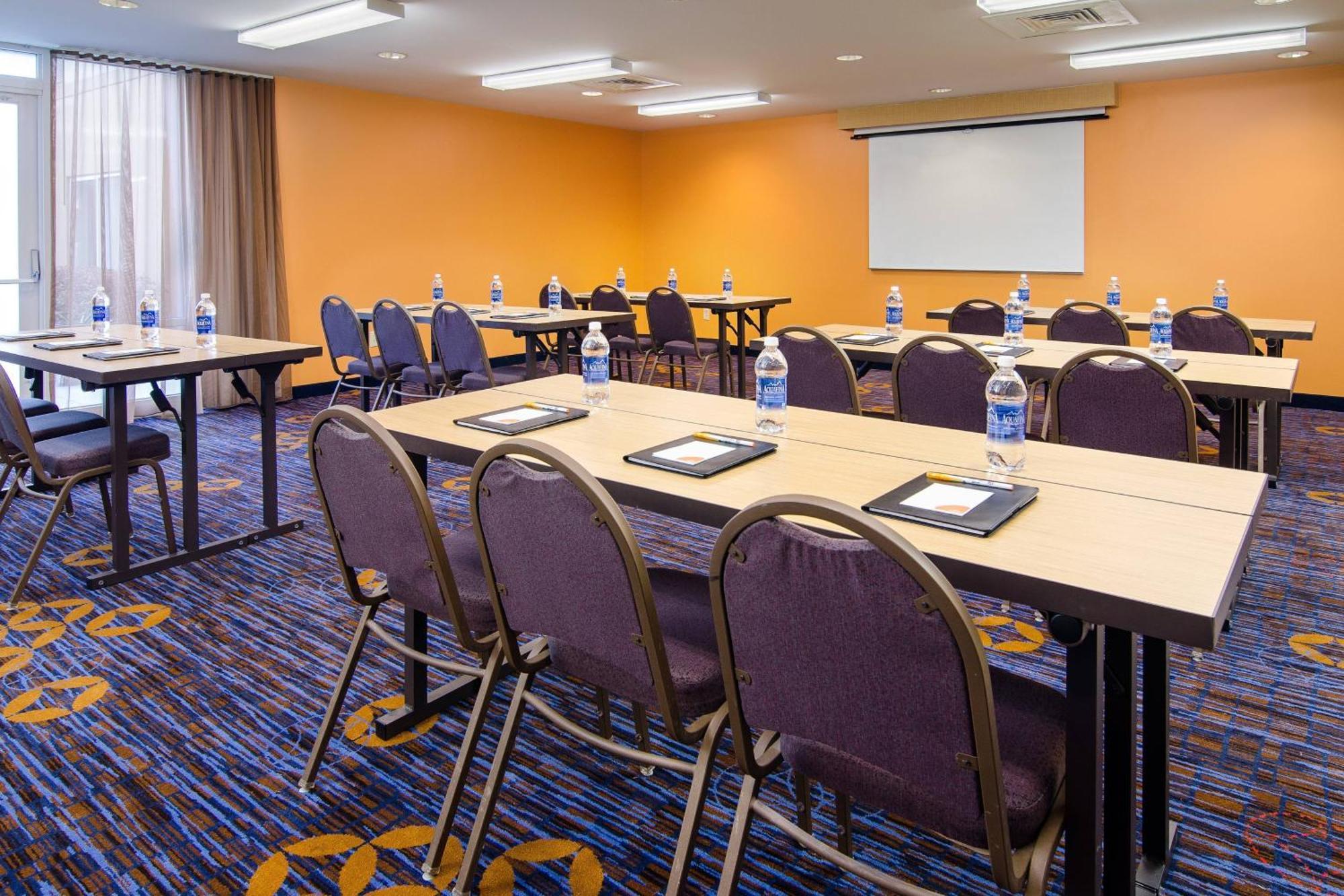 Hotel Courtyard By Marriott Myrtle Broadway Myrtle Beach
