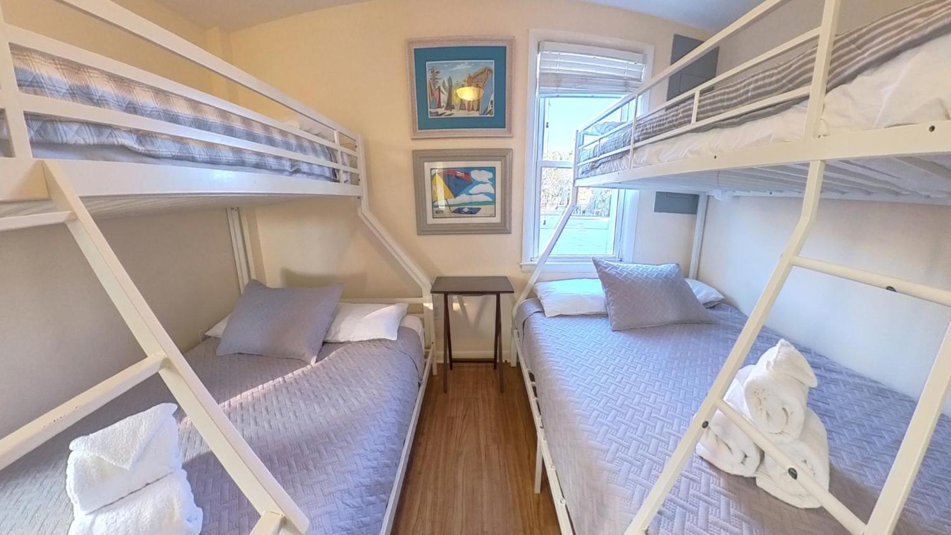Holiday home Lavish Accessible, On Ocean, 4 King Beds, Huge Private Pool, Yard, Spa, Patio, Bbq, & Game Tables Myrtle Beach