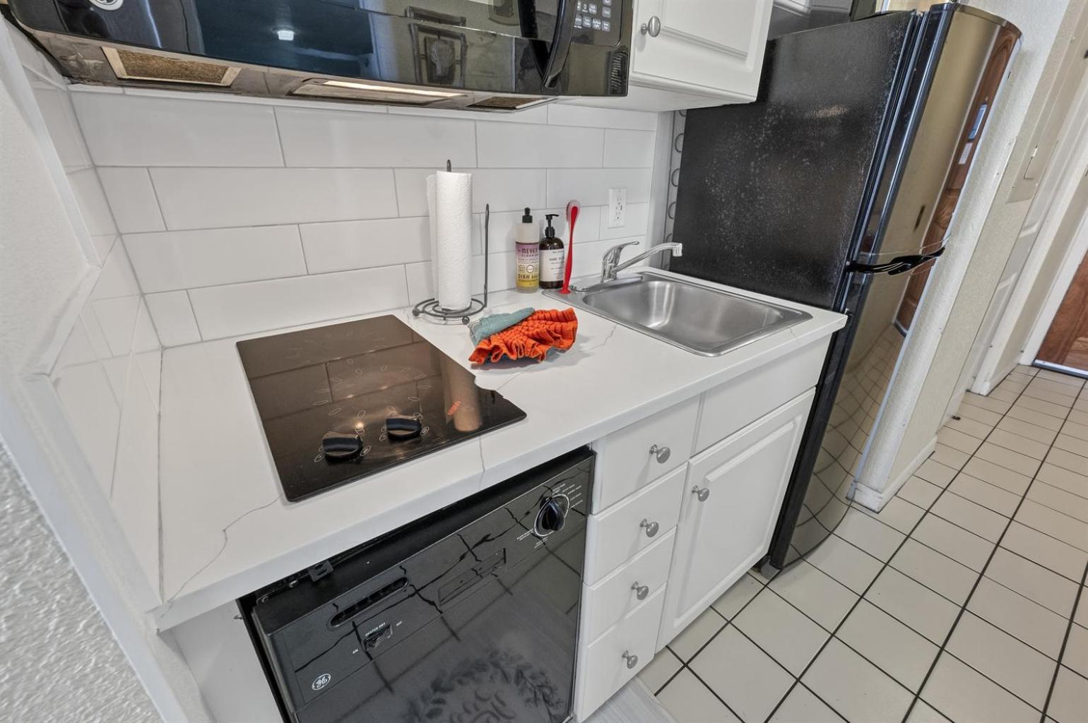 Holiday home Ocean Annie's Oceanview Studio,scenic Views,pools! *