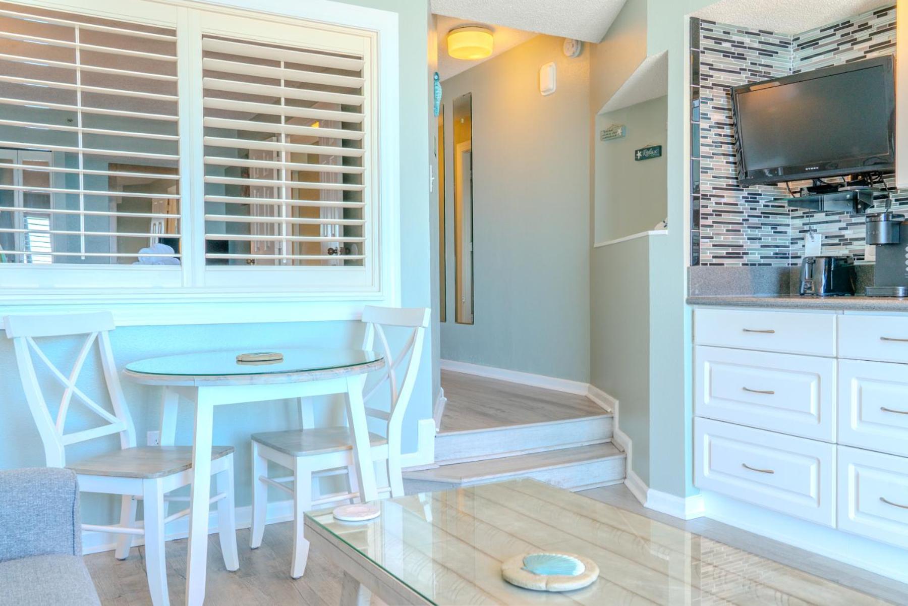 Stunning Oceanfront With Incredible Amenities- Colony 903 Holiday home *