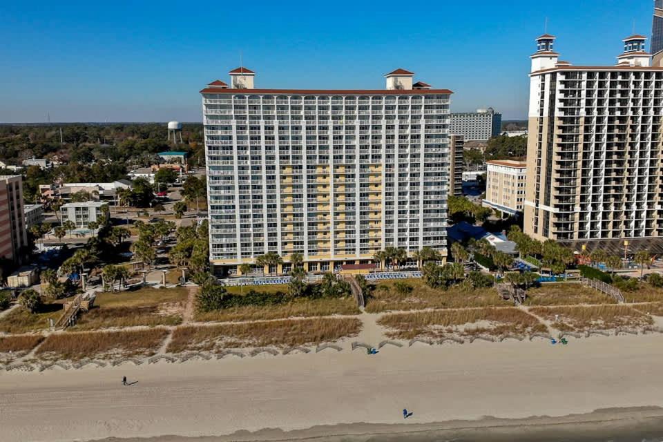 Instaworthy Oceanfront Oasis Lazy River Hot Tubs Holiday home Myrtle Beach