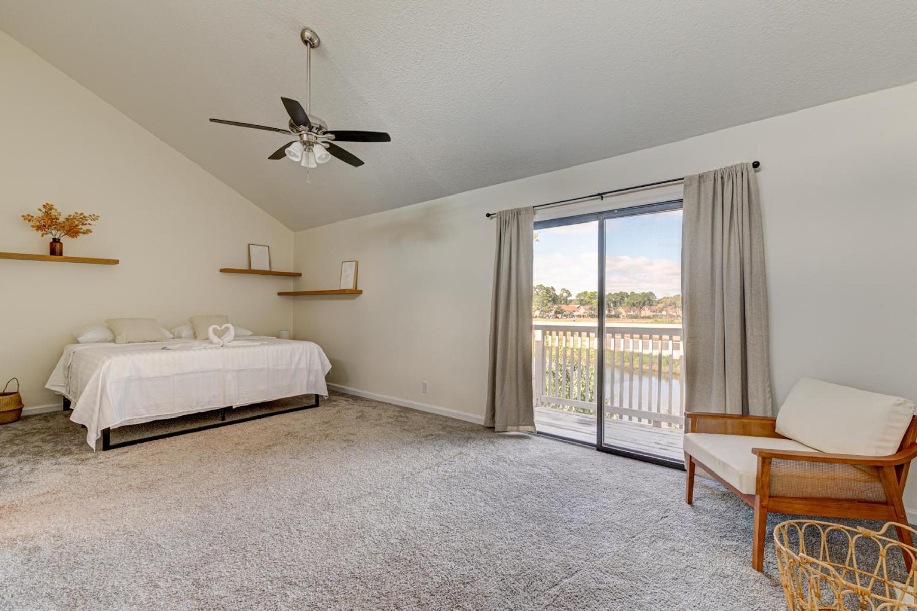 5 Mins To W/ Pool & Views * Myrtle Beach
