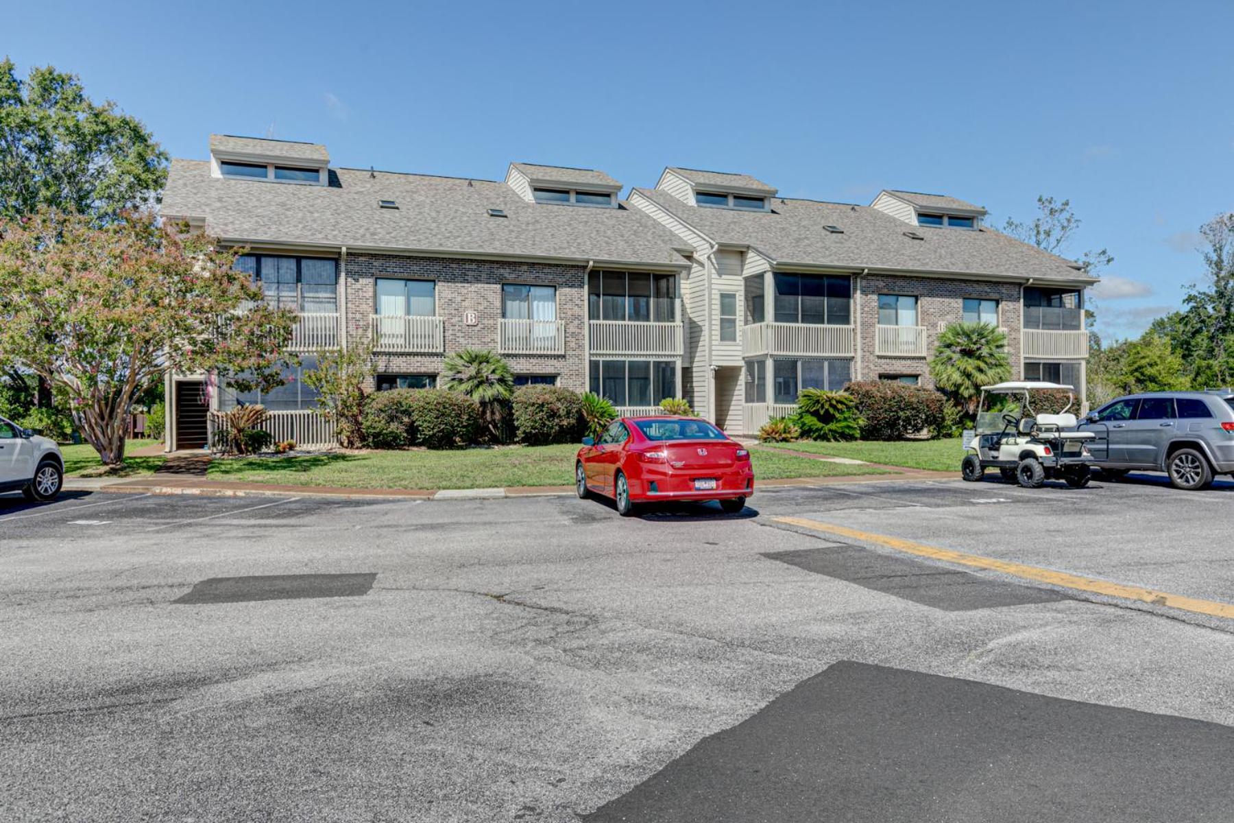 5 Mins To W/ Pool & Views Apartment