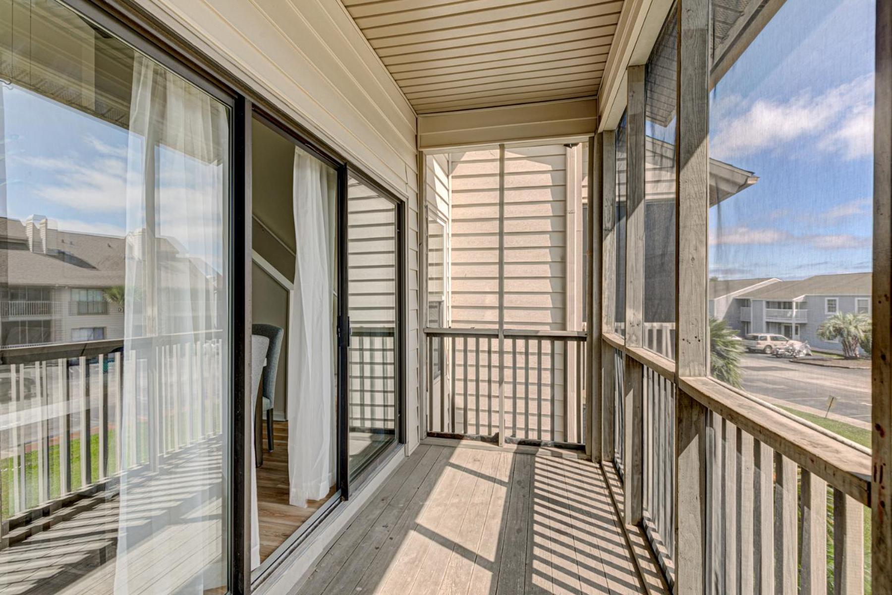 5 Mins To W/ Pool & Views Apartment