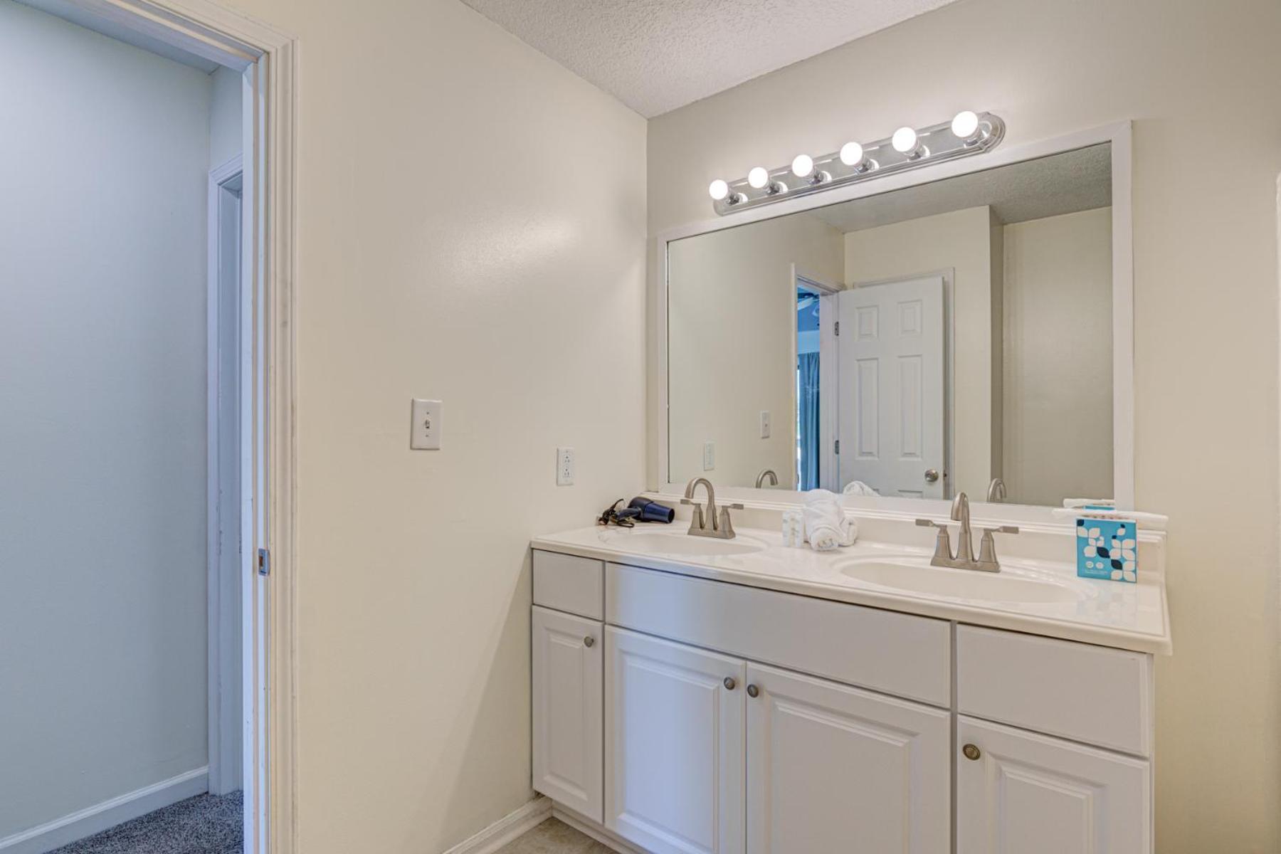 5 Mins To W/ Pool & Views Myrtle Beach