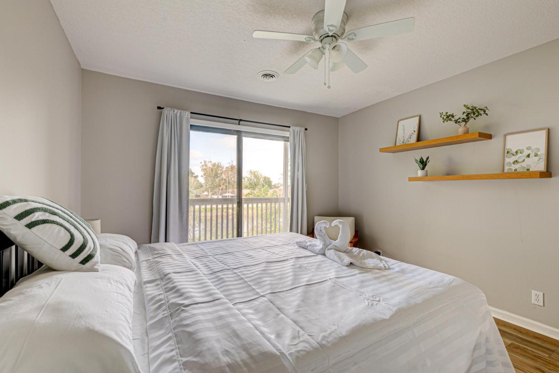 5 Mins To W/ Pool & Views Apartment *