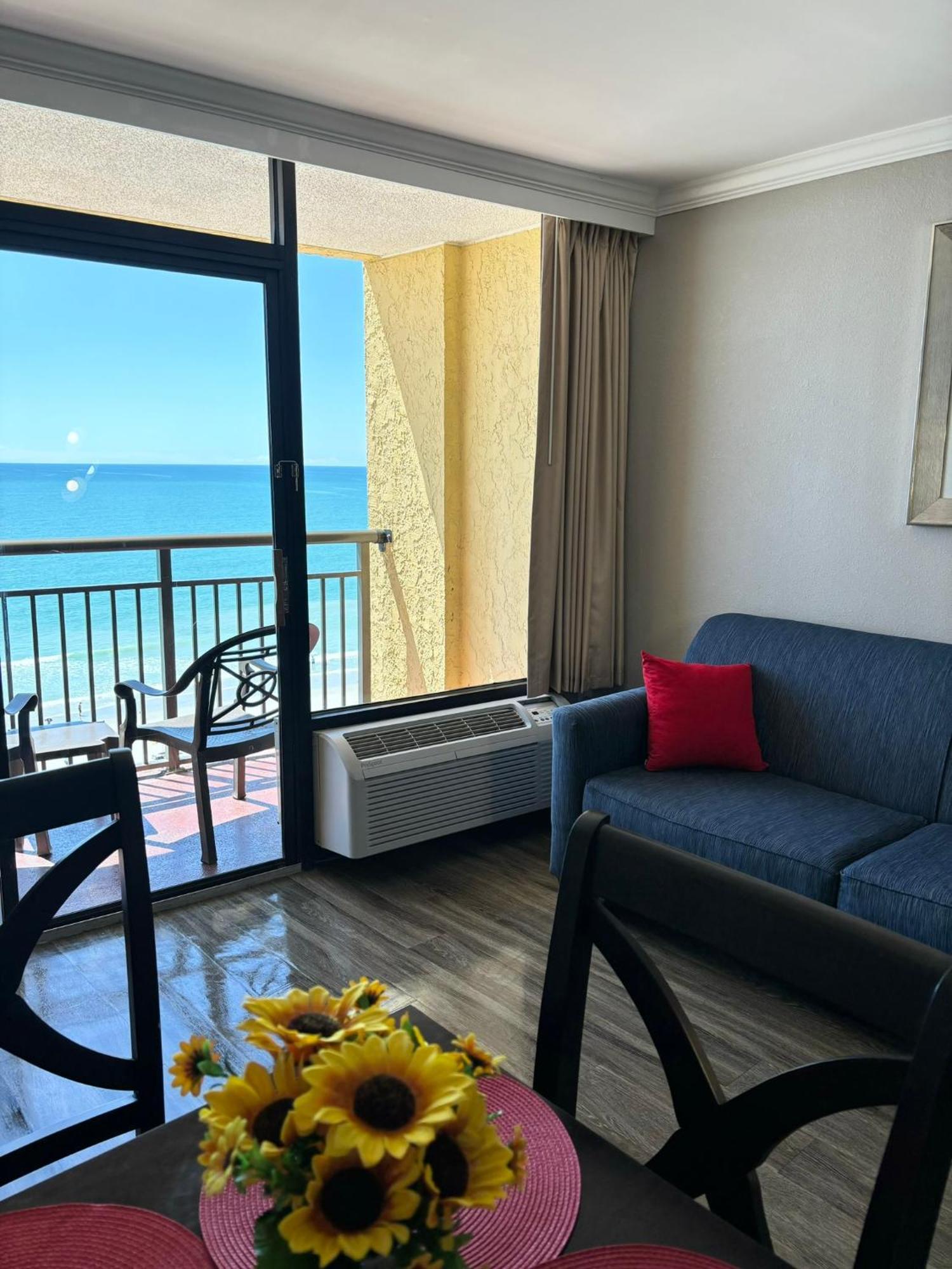 Azure Bliss Oceanfront Sleeps 6