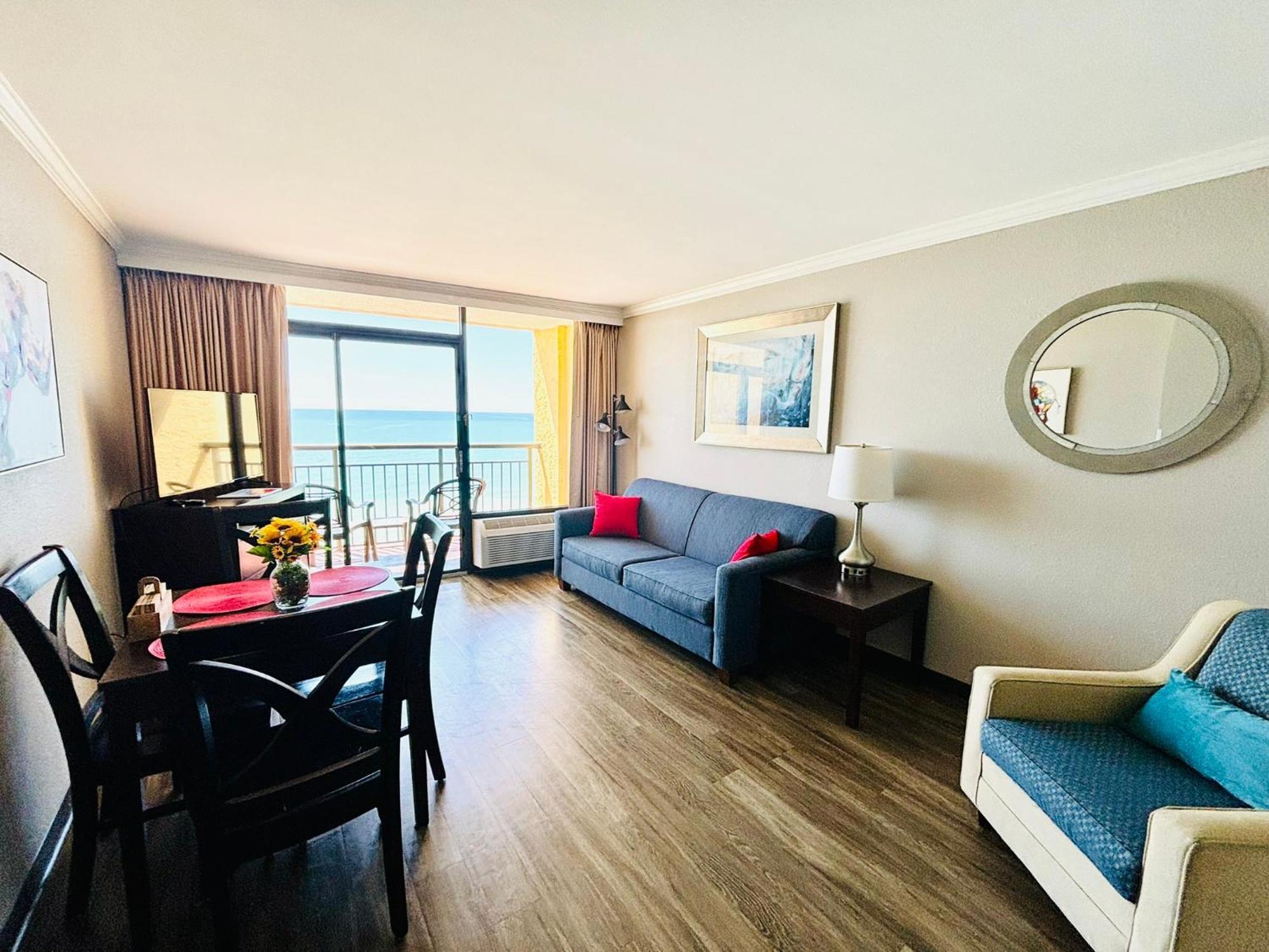 Azure Bliss Oceanfront Sleeps 6 Aparthotel Myrtle Beach
