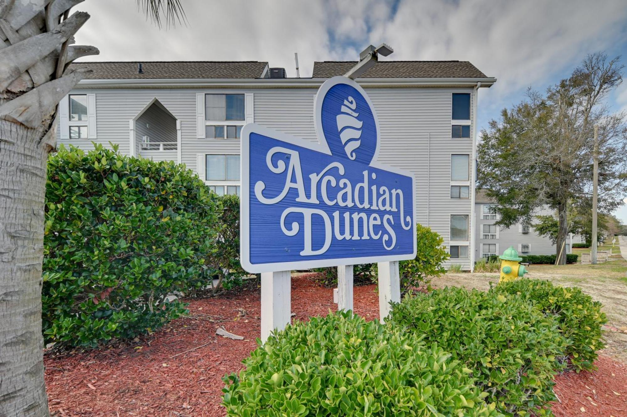 Myrtle Retreat With Sunroom Walk To Beach! Apartment Myrtle Beach