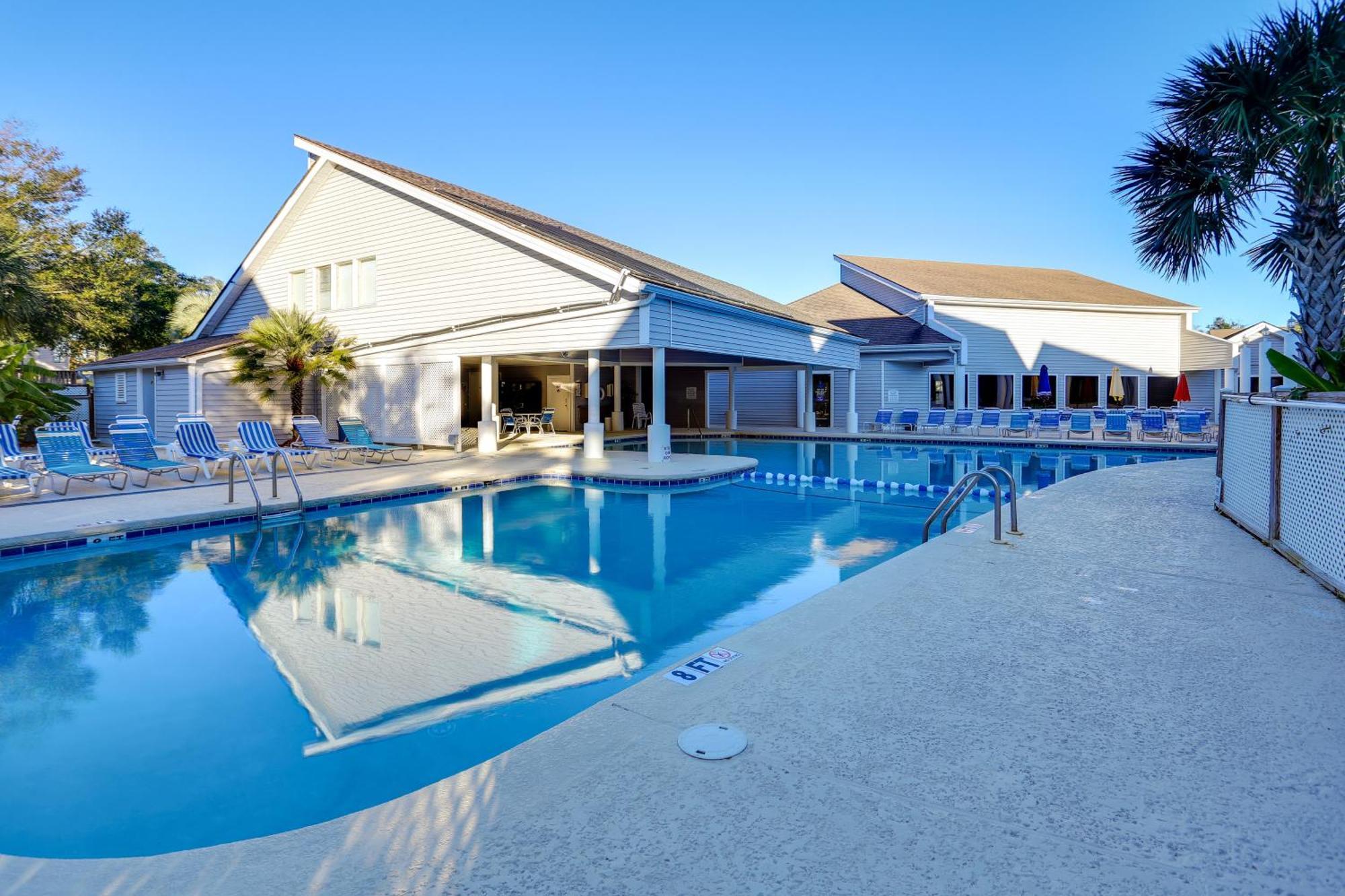 Apartment Myrtle Retreat With Sunroom Walk To Beach! Myrtle Beach