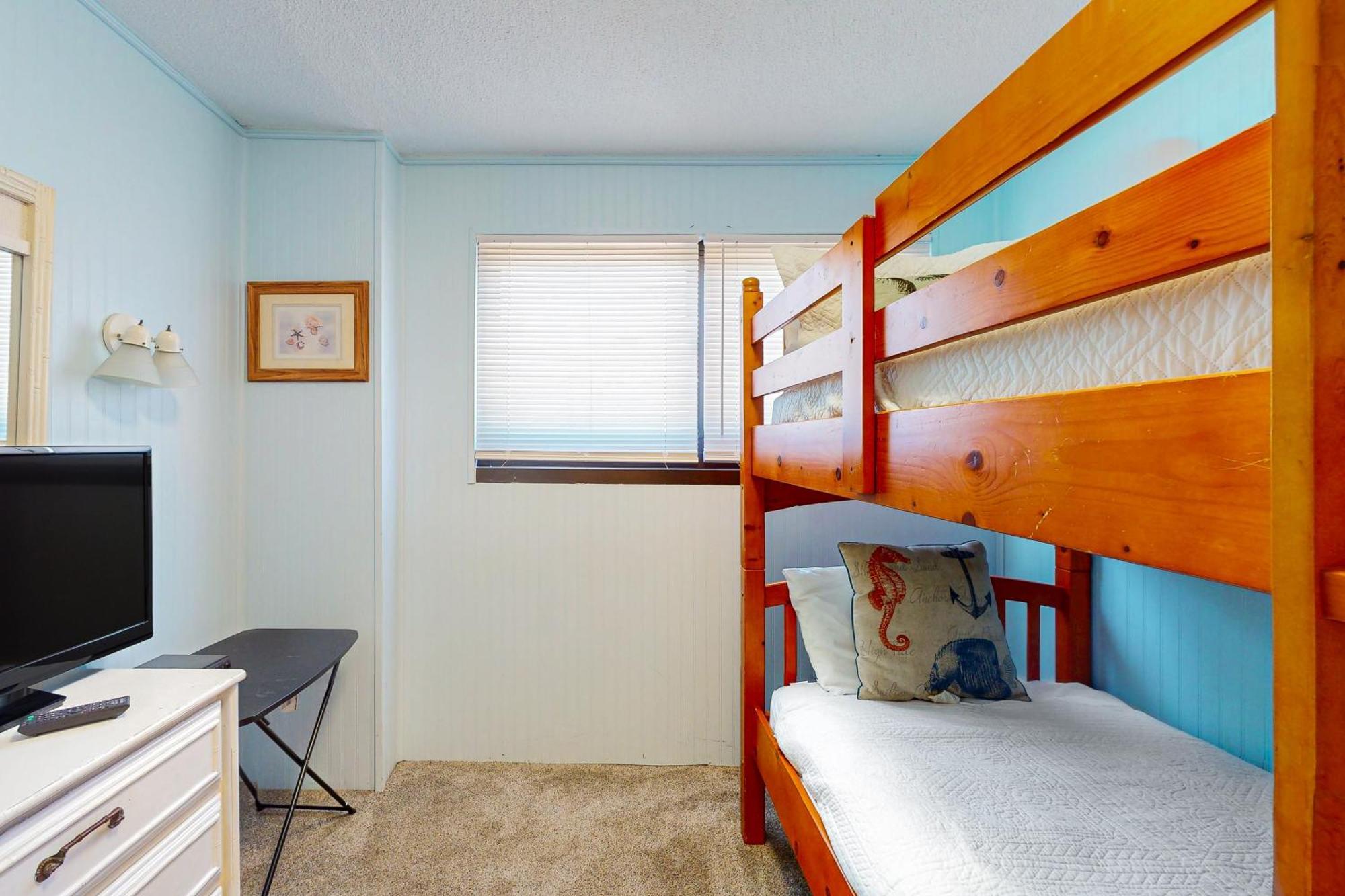 Waterpointe & Sunny Dreams Apartment
