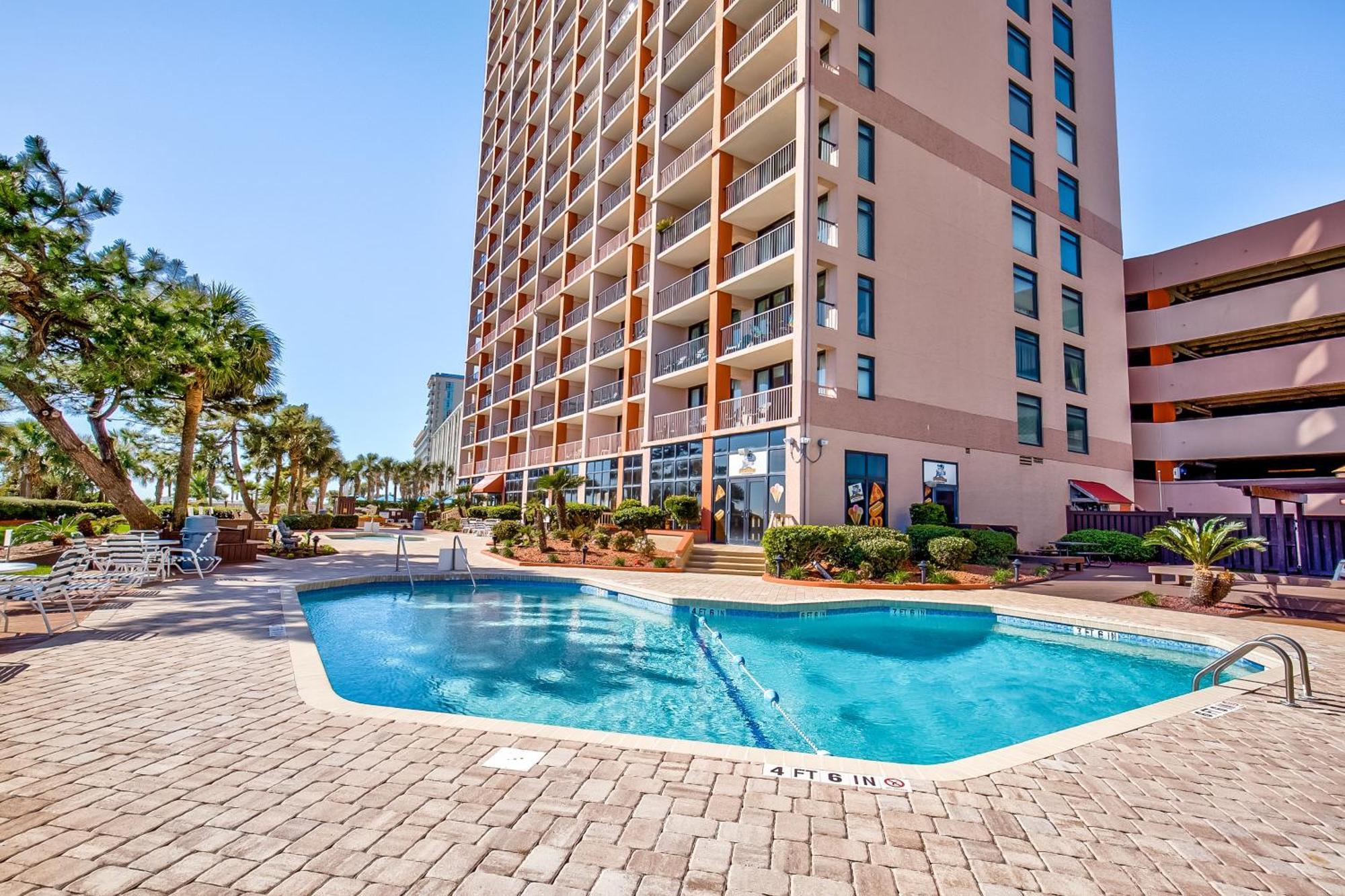 Apartment Colony 415