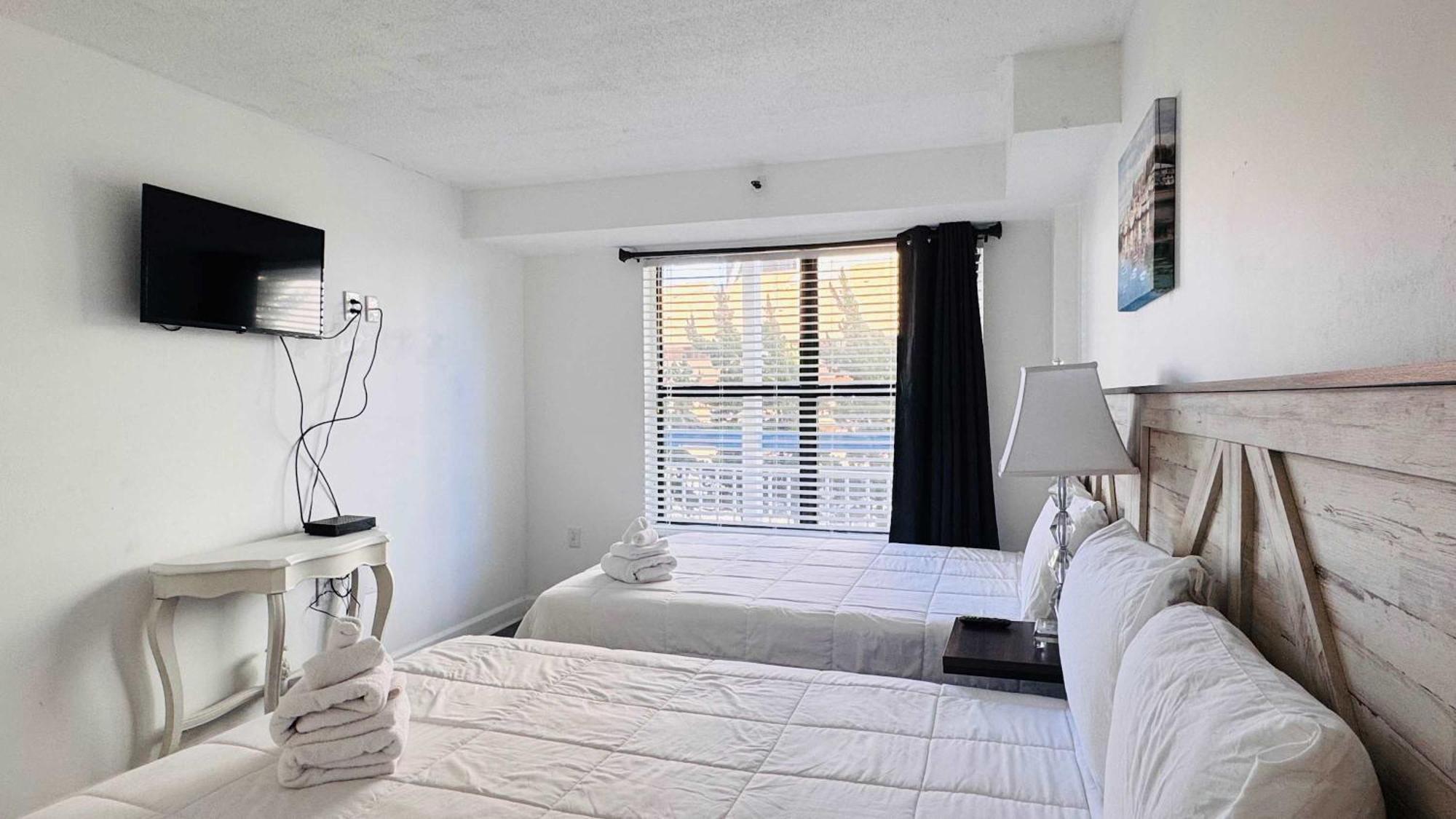 Lovely 1br With Side View Of Ocean Apartment