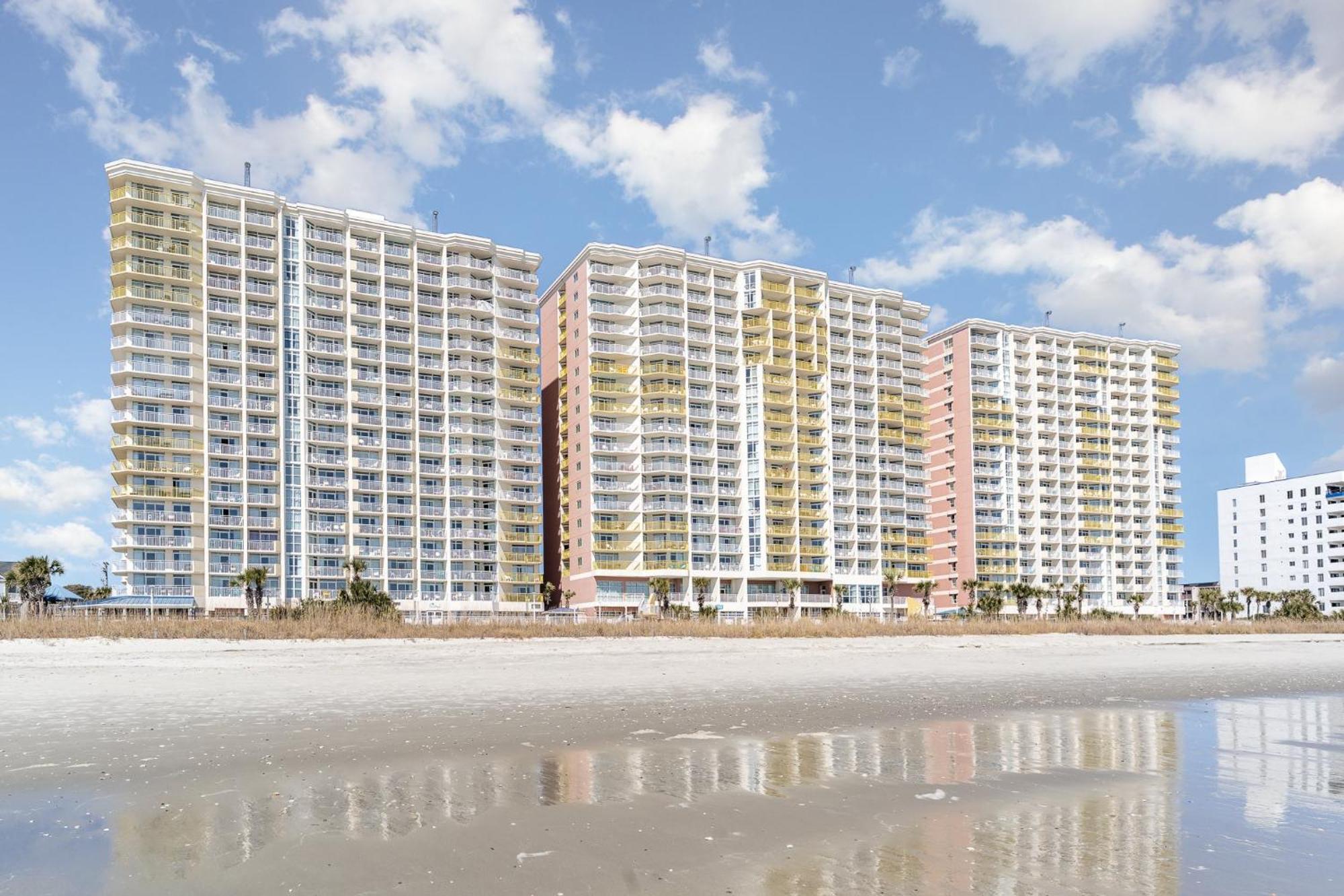 Apartment Baywatch #1705 *
