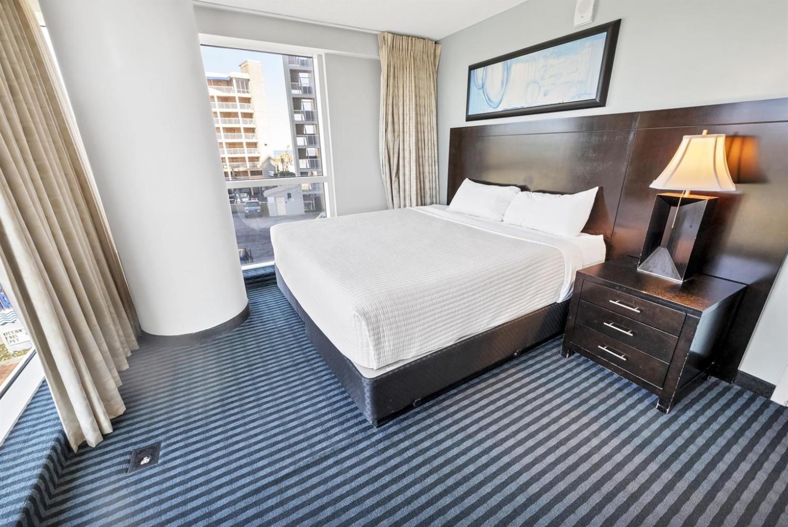 Resort Access! Chic 2-Br Escape With Pvt Balcony Aparthotel Myrtle Beach