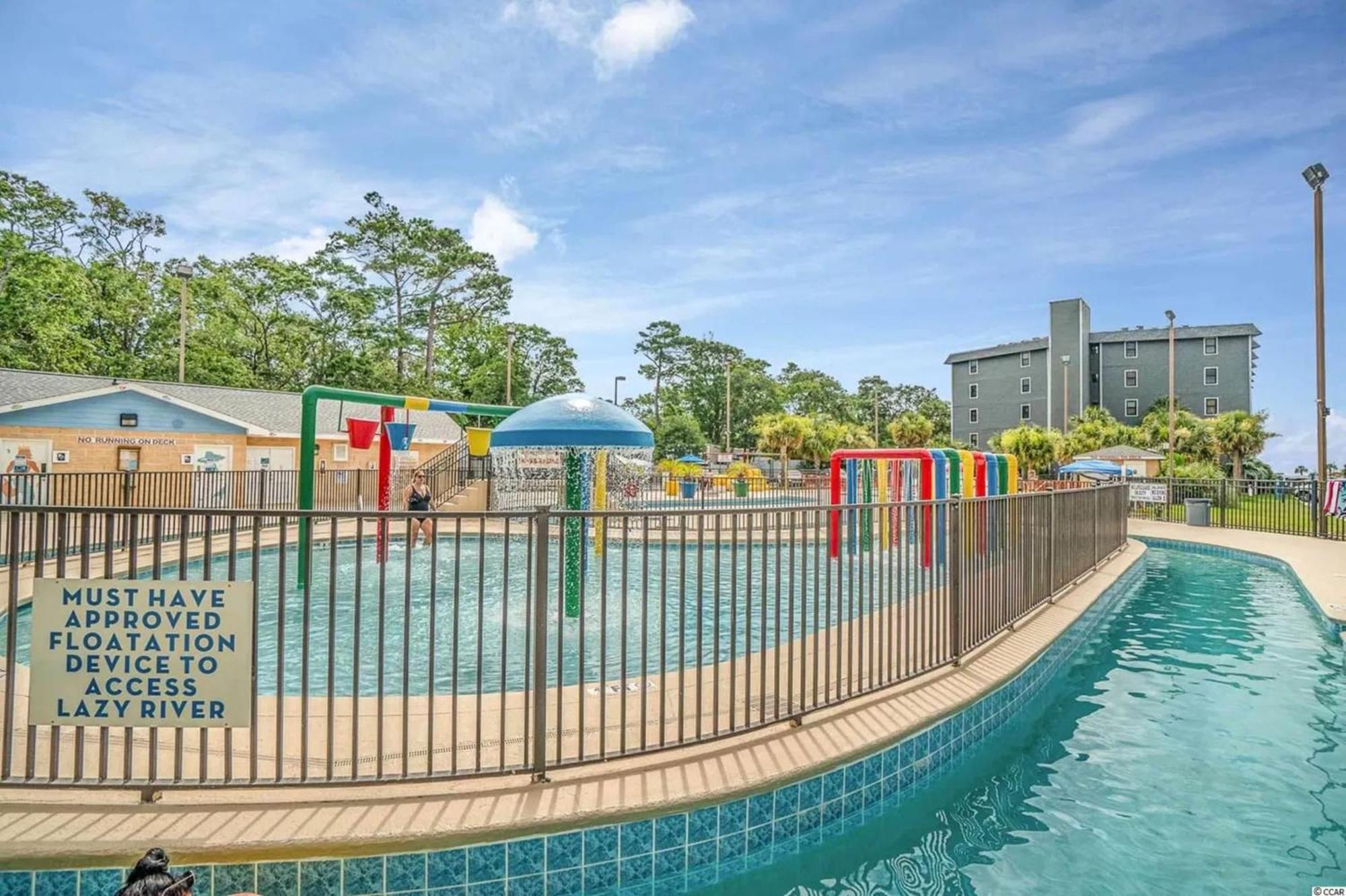 Beautiful 2 Bedroom Featuring A Cali King Bed! Apartment