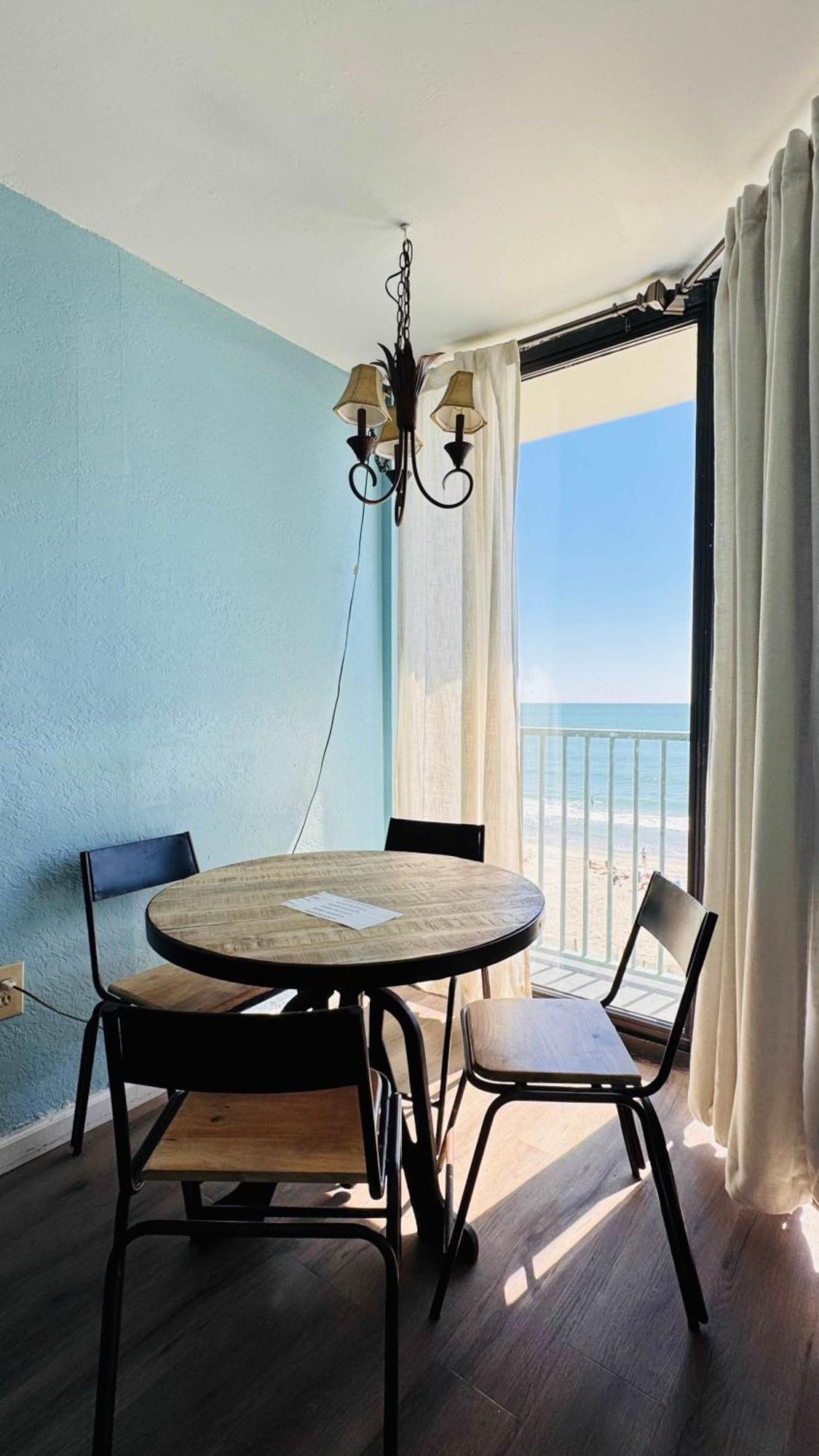 Apartment Dunes Ocean Front *