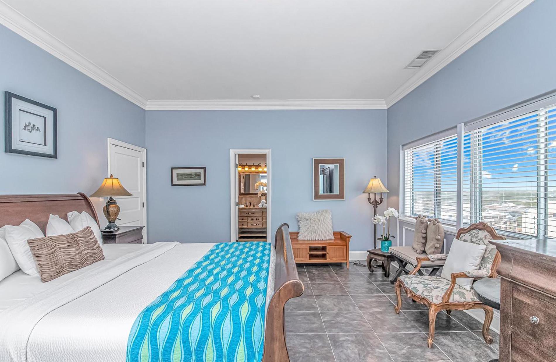 Holiday home Penthouse Luxury Oceanfront 3 Bedrooms 3 Bathrooms Ocean Dunes Tower 1 Unit 4155