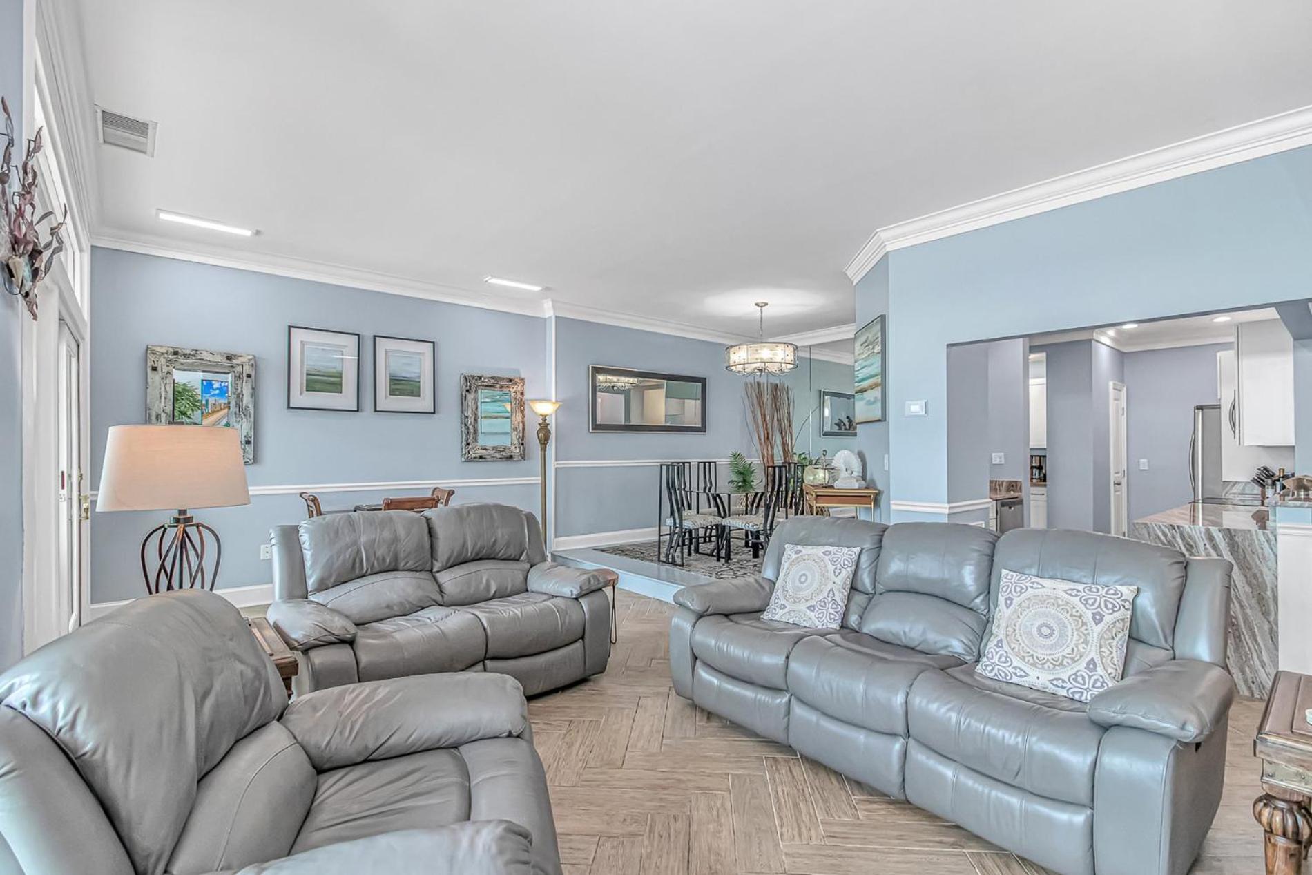 Penthouse Luxury Oceanfront 3 Bedrooms 3 Bathrooms Ocean Dunes Tower 1 Unit 4155 Holiday home *