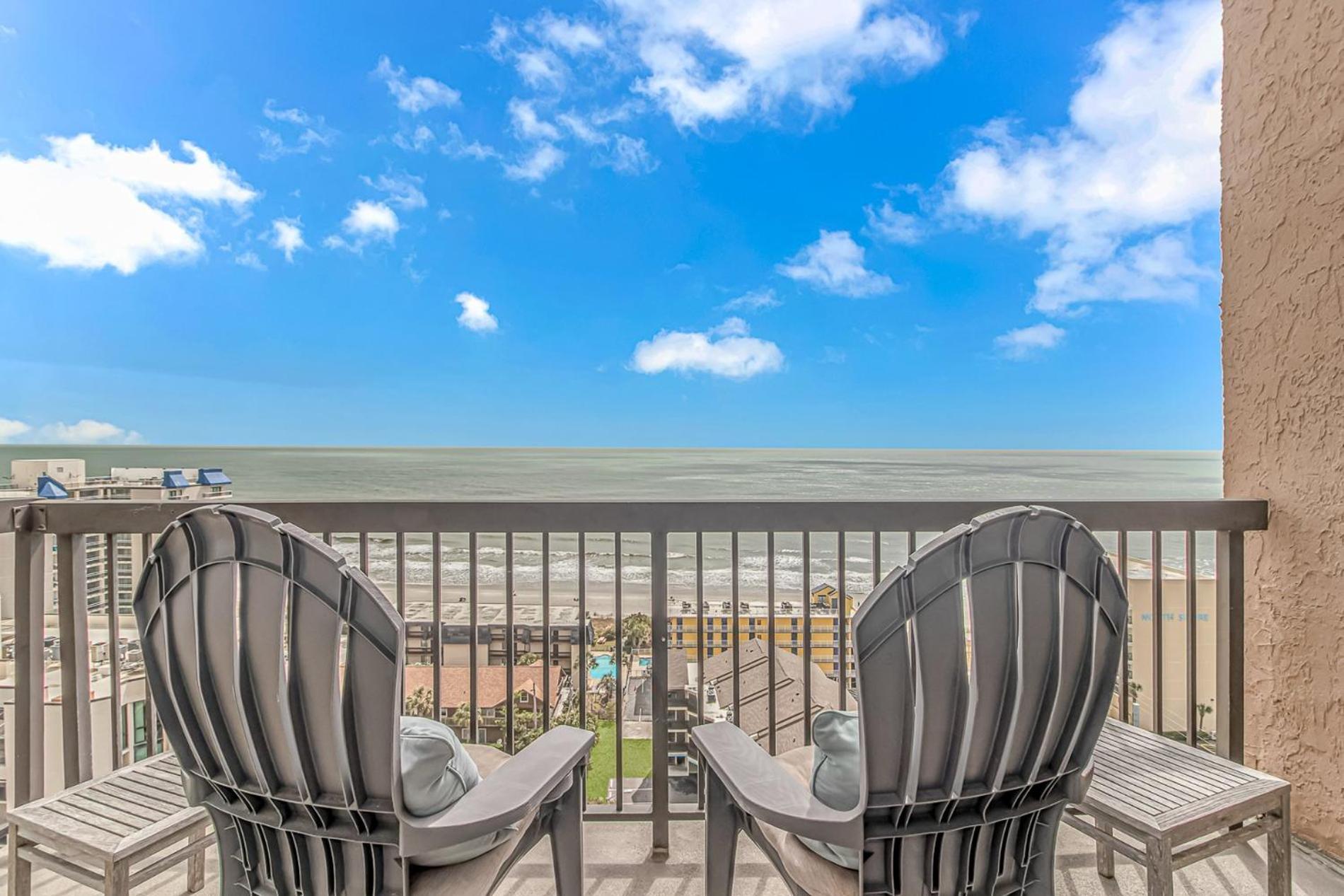 Penthouse Luxury Oceanfront 3 Bedrooms 3 Bathrooms Ocean Dunes Tower 1 Unit 4155 *