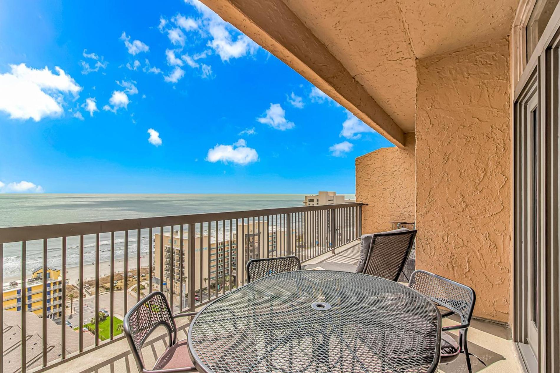 Penthouse Luxury Oceanfront 3 Bedrooms 3 Bathrooms Ocean Dunes Tower 1 Unit 4155 Holiday home *