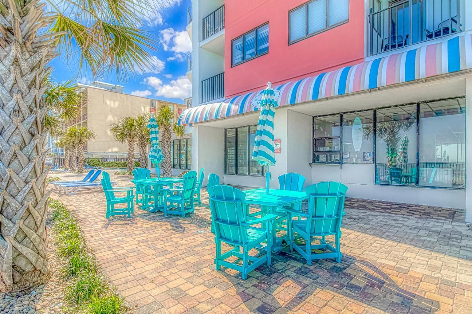 Oceanview 1 Bedroom - Immaculate Condition! Palace 611 - Sleeps 4 Guests