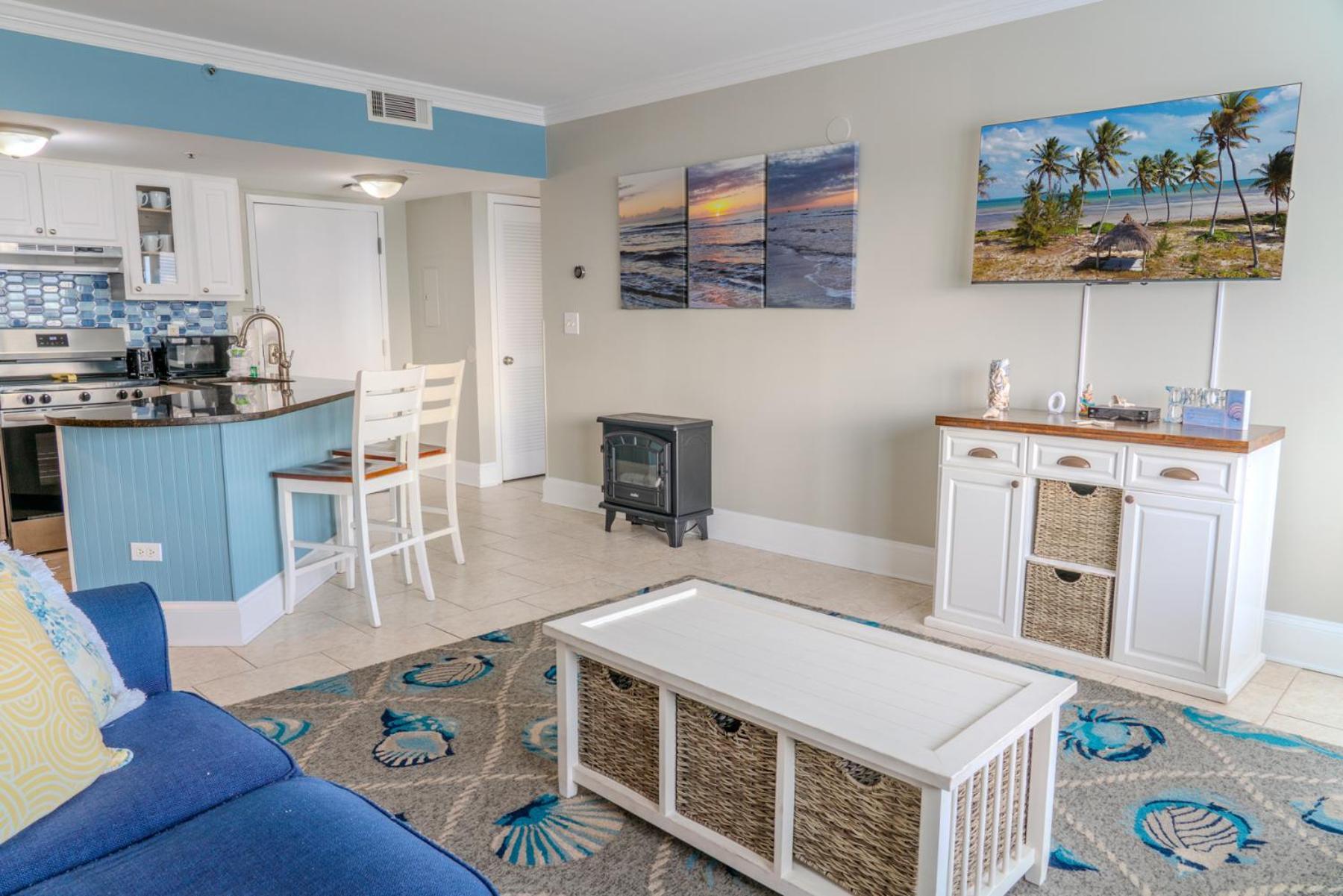 Oceanview 1 Bedroom - Immaculate Condition! Palace 611 - Sleeps 4 Guests *