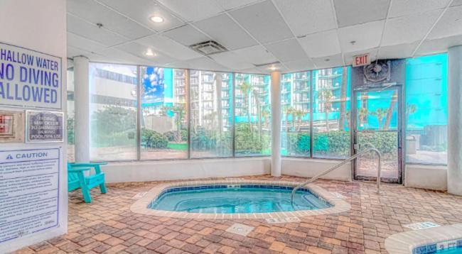 Holiday home Oceanview 1 Bedroom - Immaculate Condition! Palace 611 - Sleeps 4 Guests Myrtle Beach