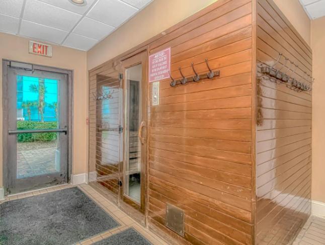 Oceanview 1 Bedroom - Immaculate Condition! Palace 611 - Sleeps 4 Guests * Myrtle Beach