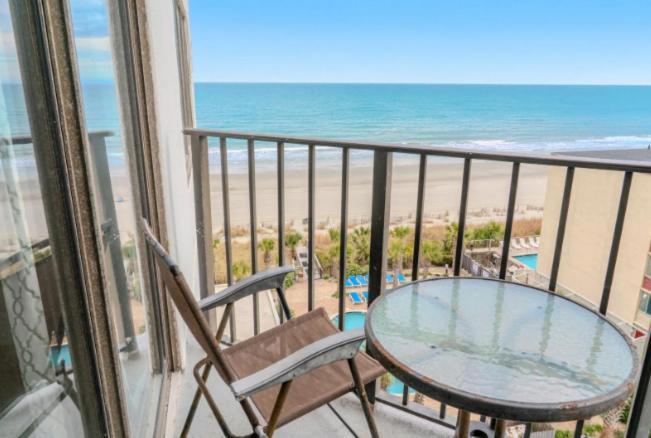 Oceanview 1 Bedroom - Immaculate Condition! Palace 611 - Sleeps 4 Guests Holiday home