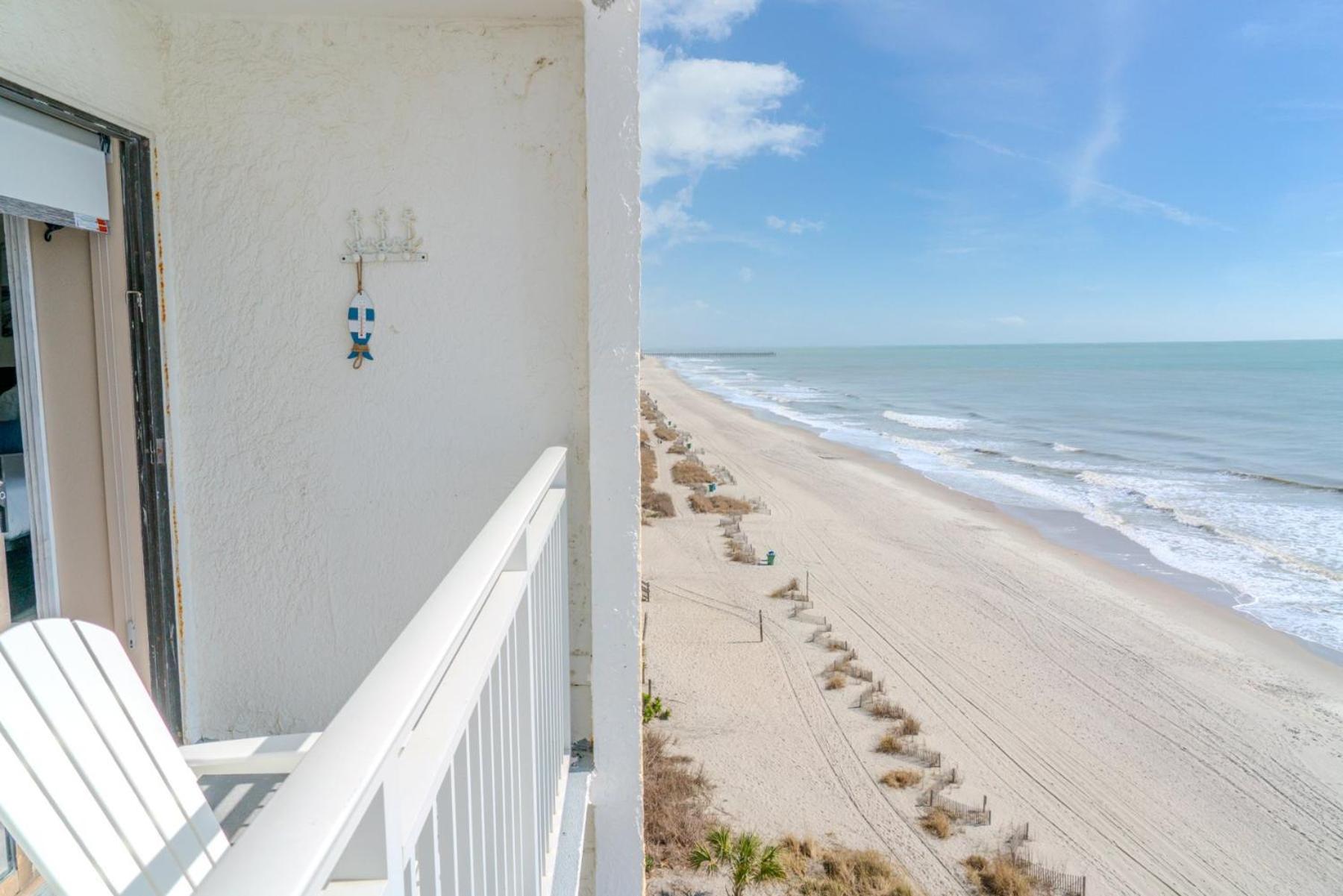 Holiday home Beautiful Ocean Front Double Queen - Sea Mist 20905 - Perfect For 2-4 Guests! *