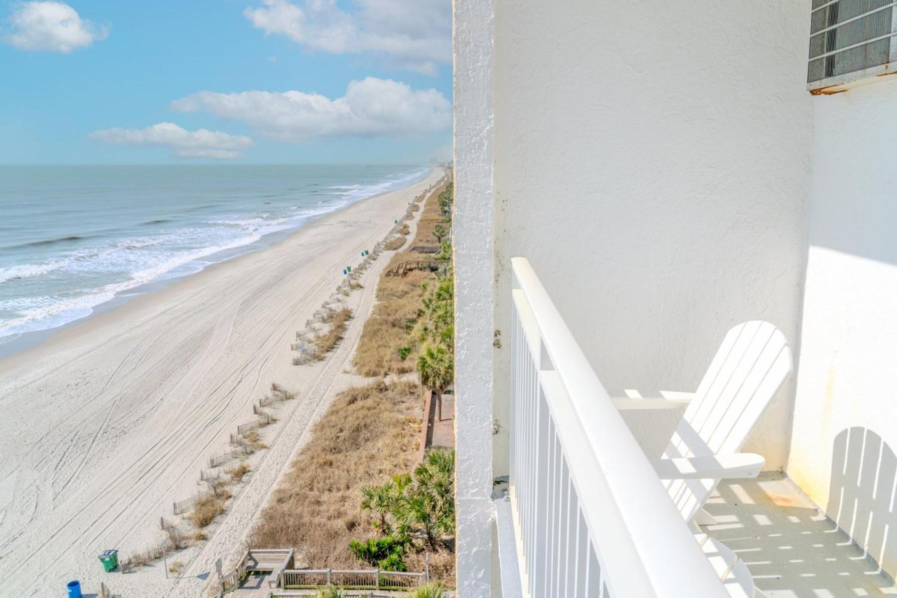 Holiday home Beautiful Ocean Front Double Queen - Sea Mist 20905 - Perfect For 2-4 Guests!