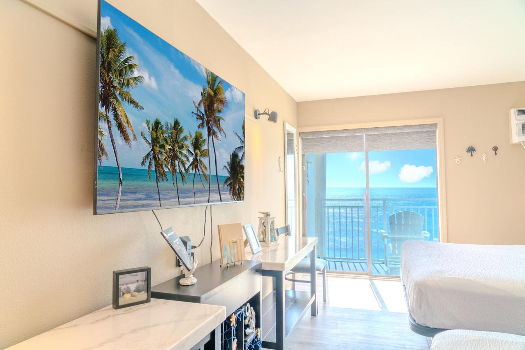 Beautiful Ocean Front Double Queen - Sea Mist 20905 - Perfect For 2-4 Guests!