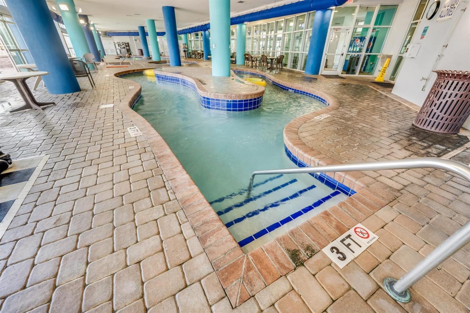 Apartment New 1 Bedroom Ocean Front Views And Poolside Paradise