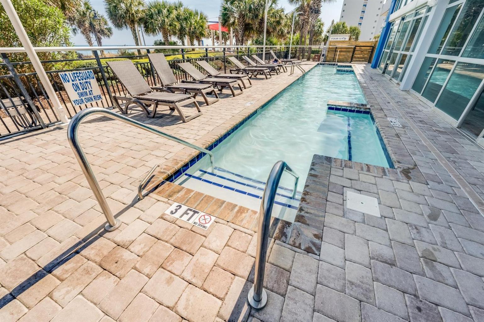Spacious, Bay View - Close To Boardwalk, Location! Myrtle Beach