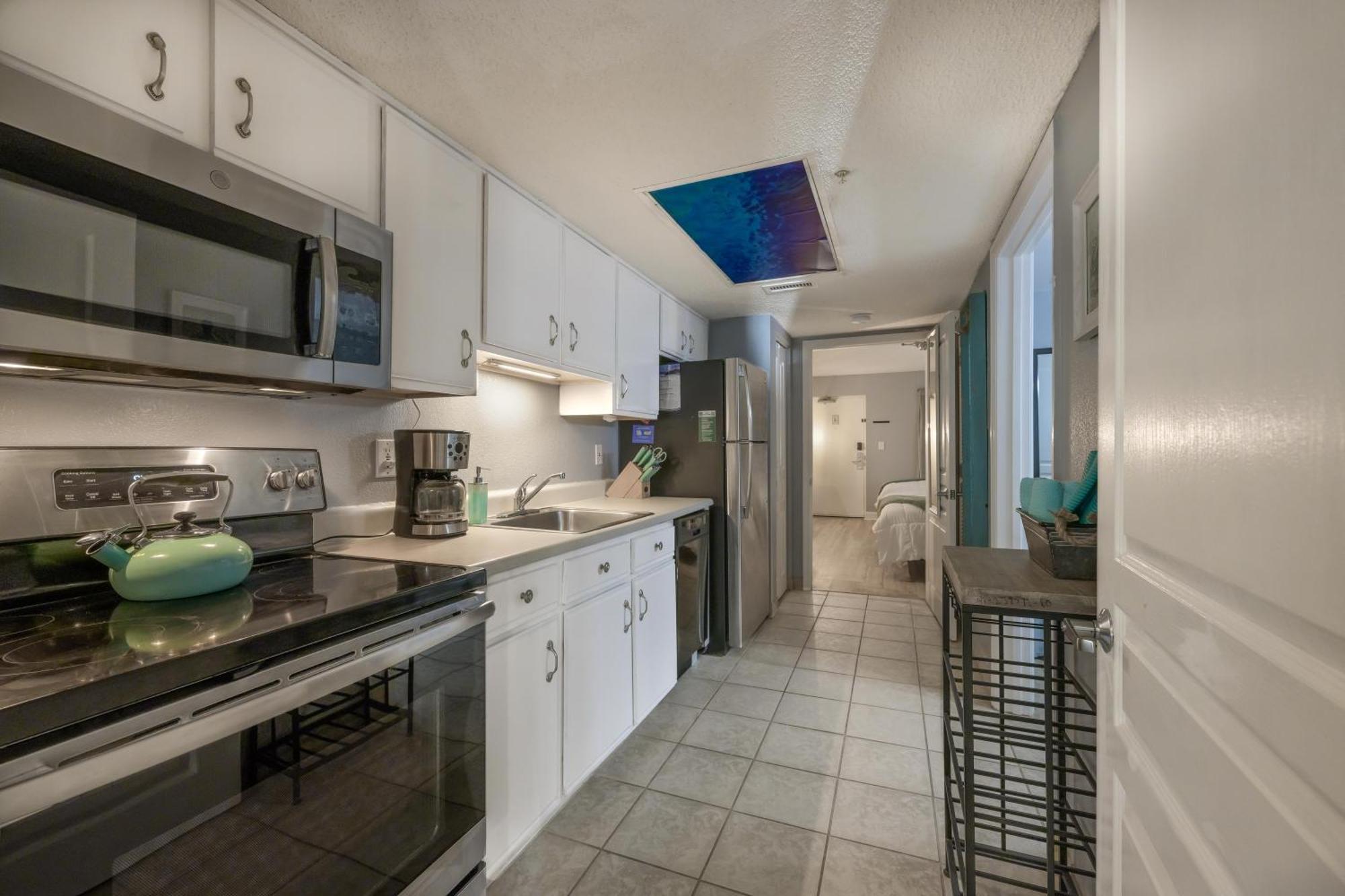 Baywatch Oceanfront-indoor-outdoor Pools-1bd 1ba Resort Myrtle Beach