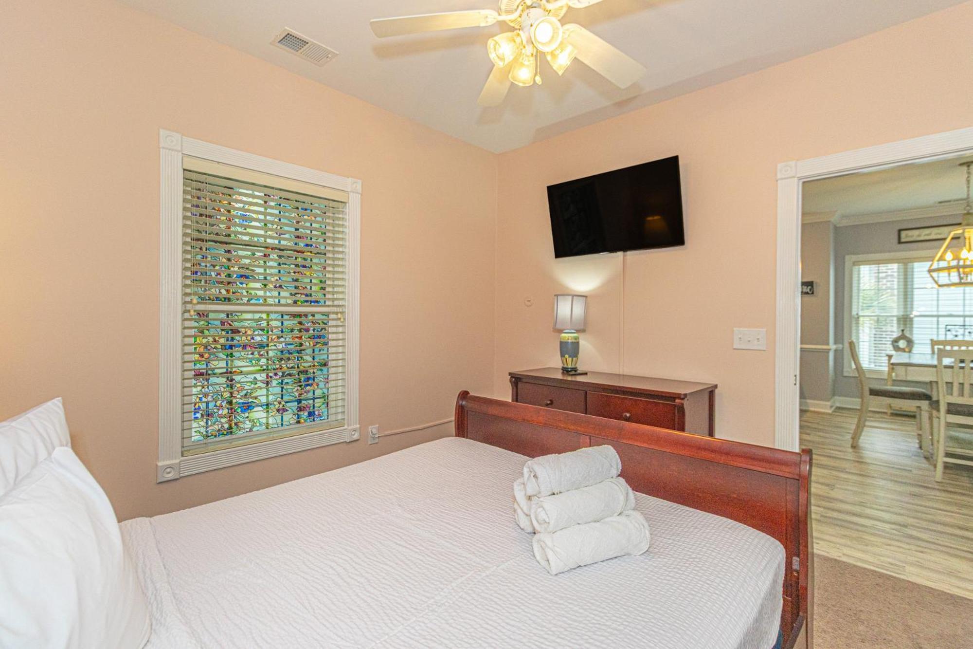 Updated 3 Bedroom Condo-golf Course Views! Magnolia Pointe 201 Holiday home Myrtle Beach