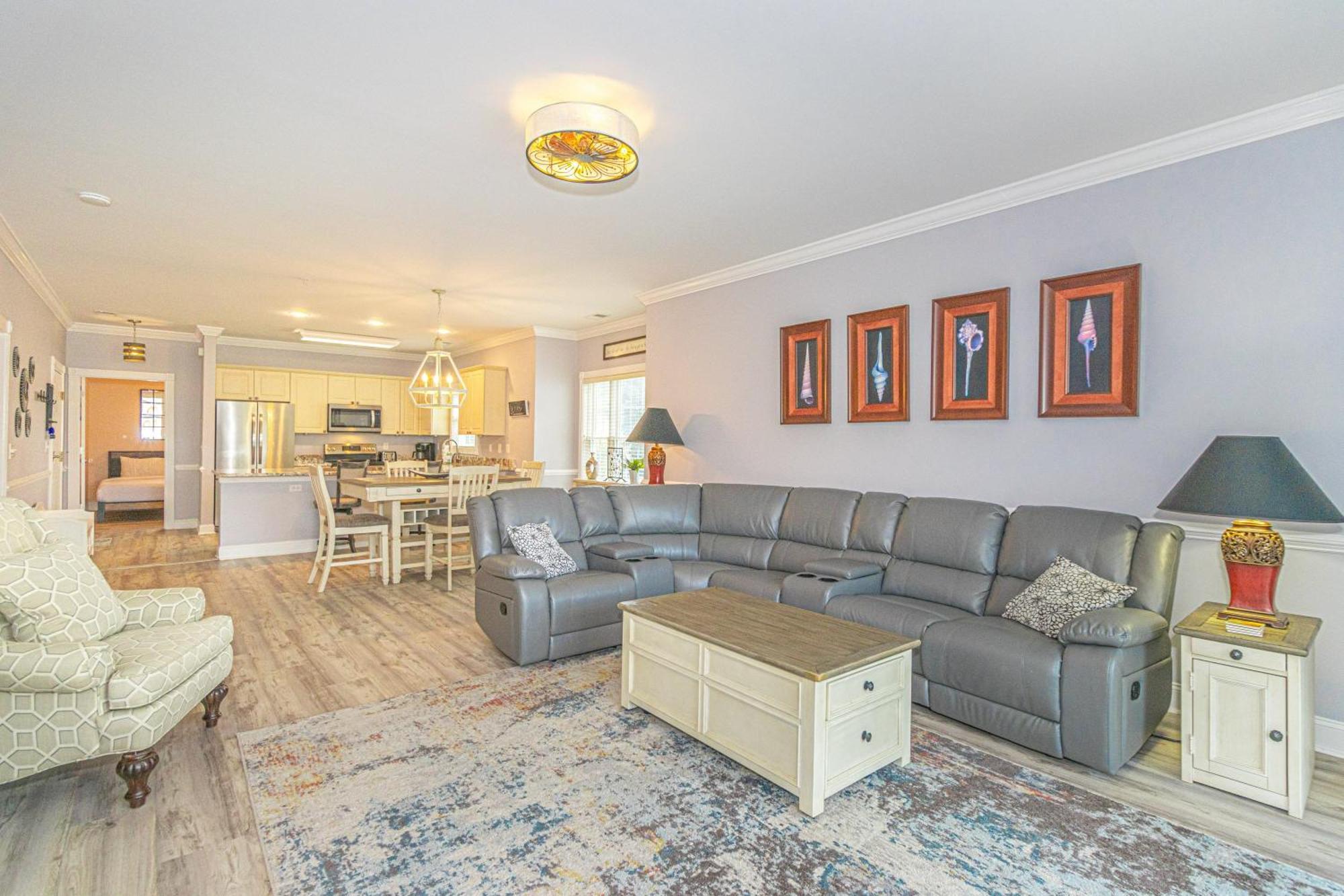 Holiday home Updated 3 Bedroom Condo-golf Course Views! Magnolia Pointe 201