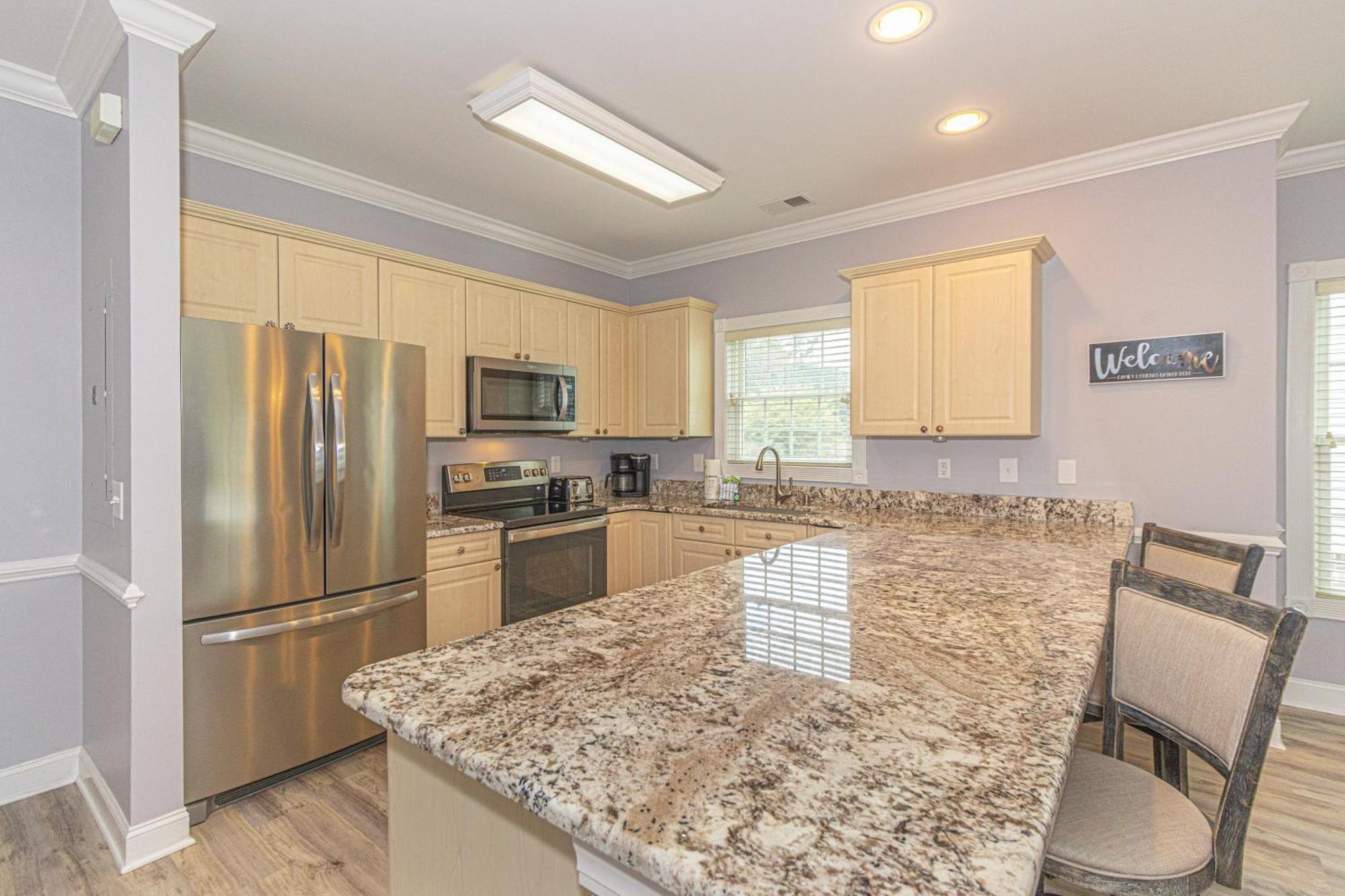 Updated 3 Bedroom Condo-golf Course Views! Magnolia Pointe 201 *