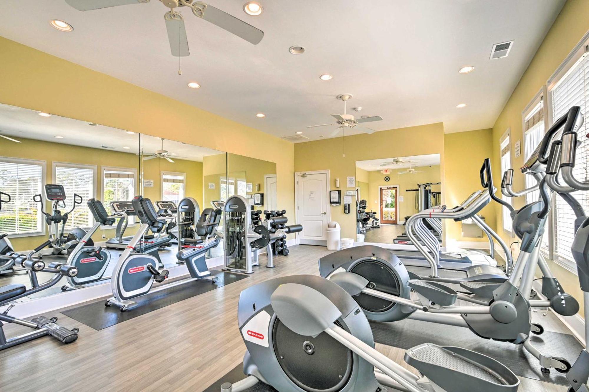 Apartment Luxury North Myrtle With Pool Access! *