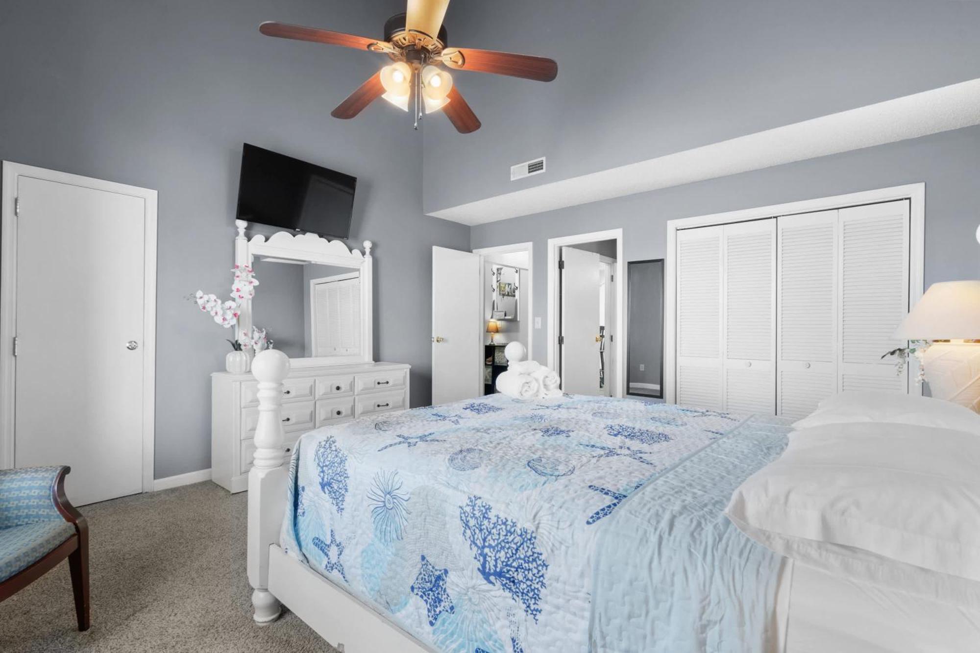 33h-golf Colony In Surfside