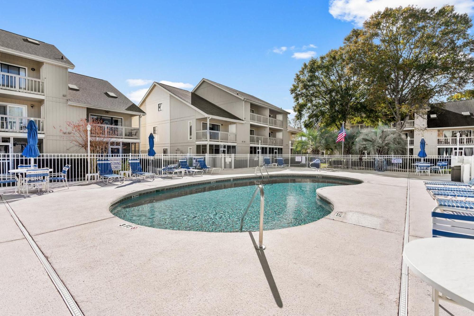 Holiday home 33h-golf Colony In Surfside *