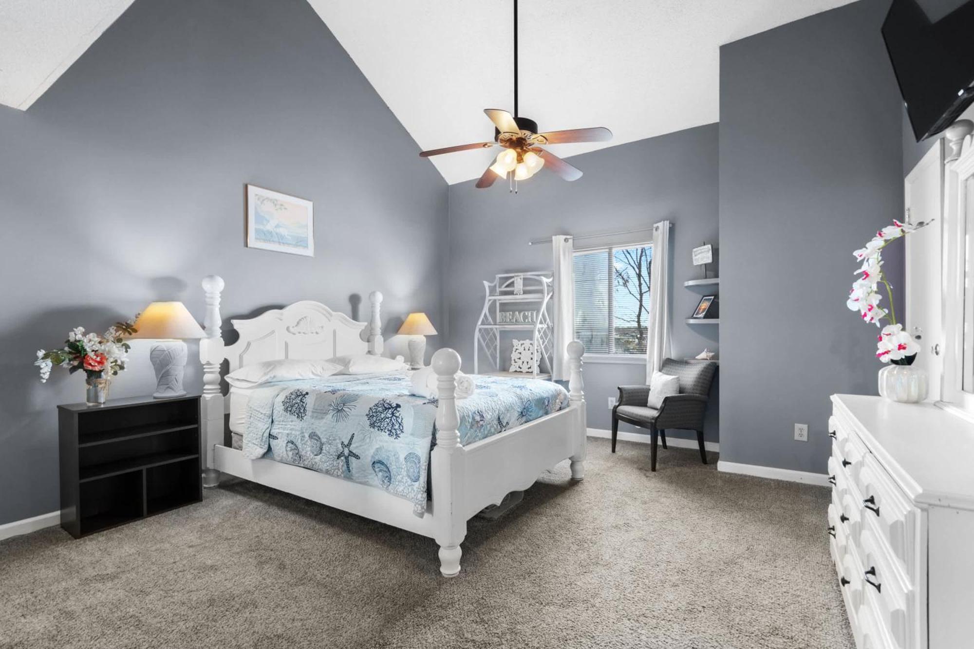 33h-golf Colony In Surfside *