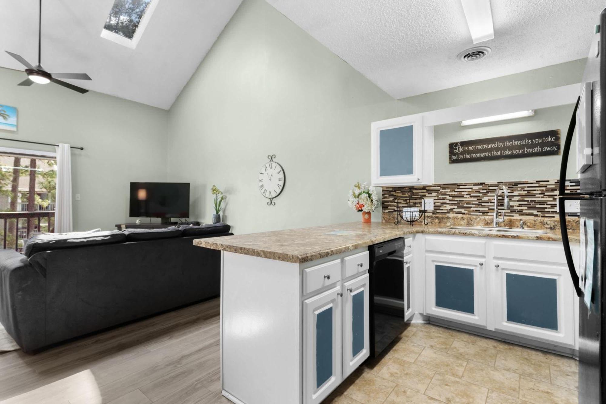 33h-golf Colony In Surfside *