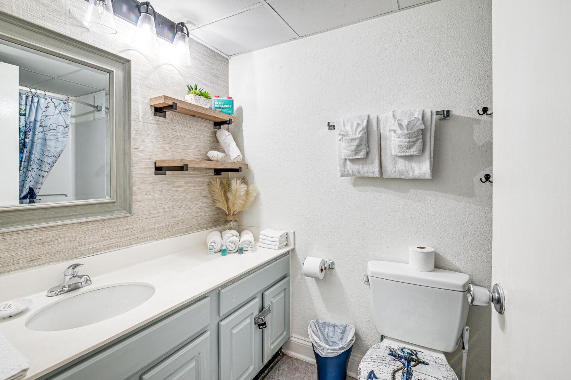 Oceanfront In Myrtle With Balcony! * Myrtle Beach