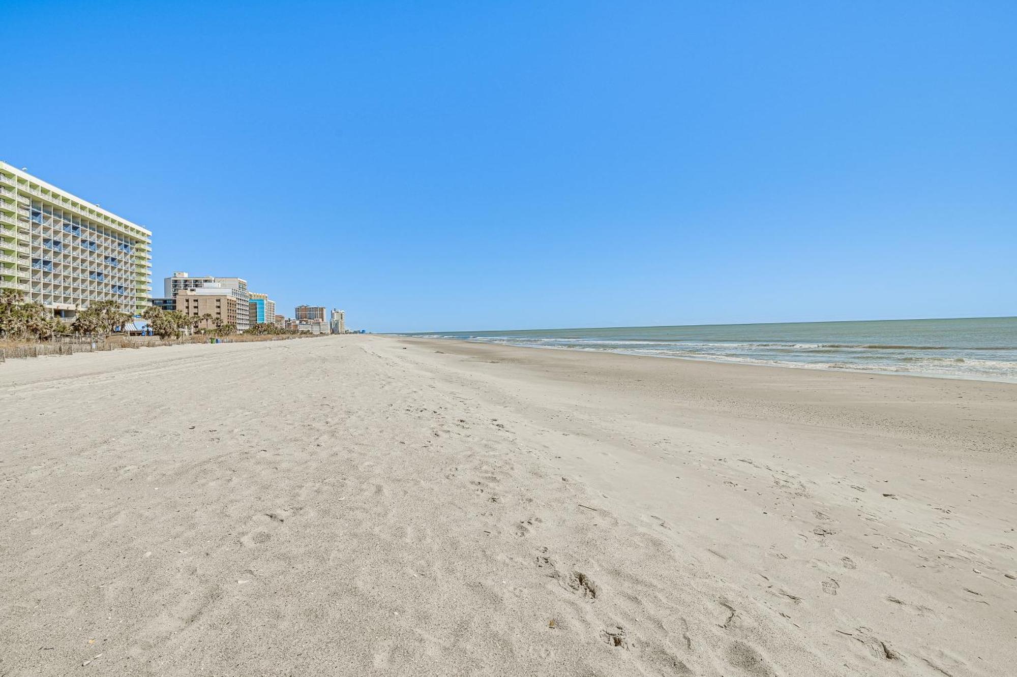 Apartment Oceanfront In Myrtle With Balcony!